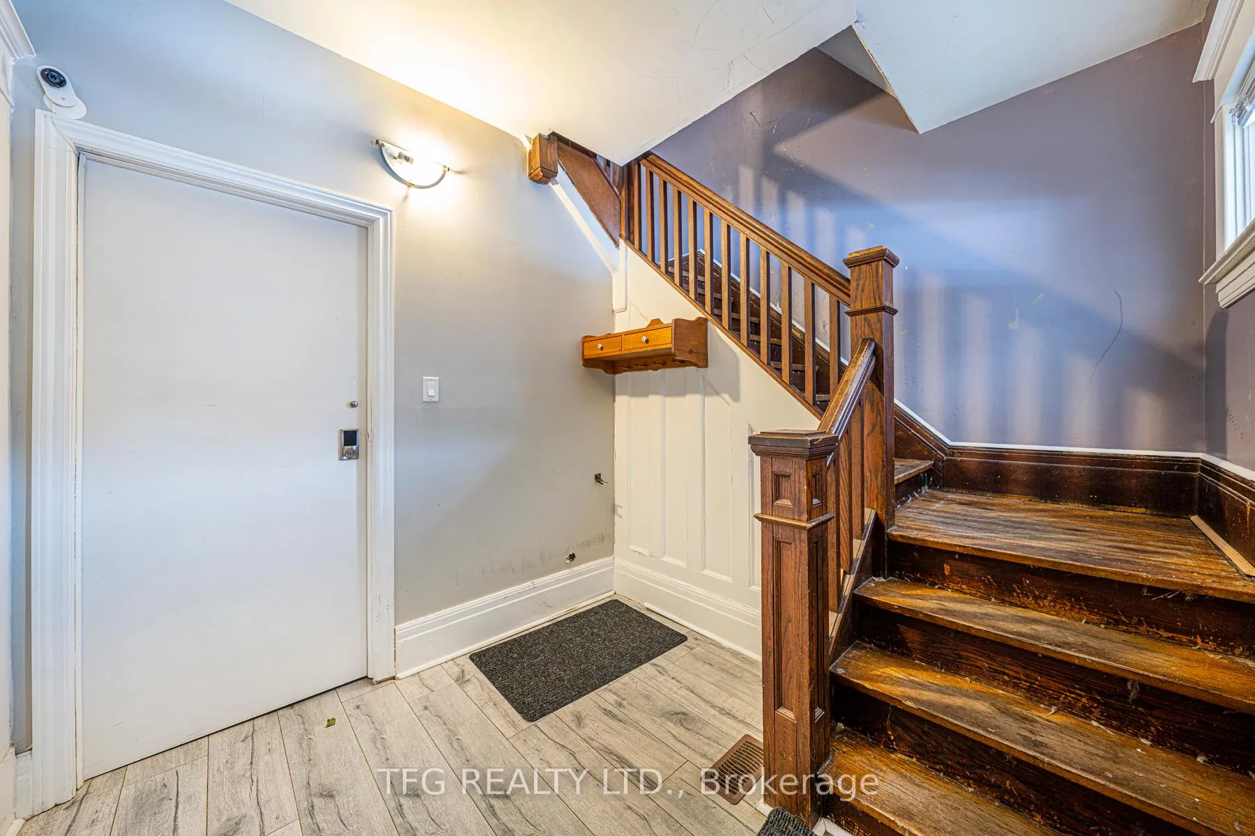 Photo 7 of Unit 2nd Floor, 112 Brock Street E, Oshawa, O'Neill — HOMEH