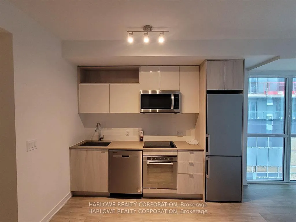 Front of Unit 355 SW, 121 Lower Sherbourne Street SW