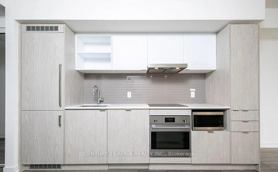 Photo 3 of Unit 7002, 55 Cooper Street, Toronto, Waterfront Communities — HOMEH