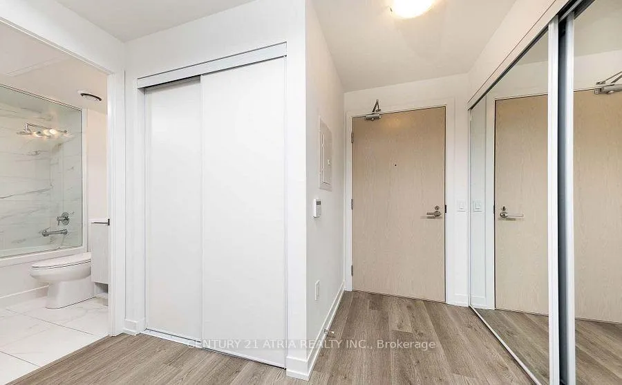 Photo 8 of Unit 7002, 55 Cooper Street, Toronto, Waterfront Communities — HOMEH