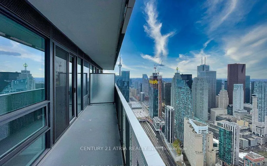 Photo 11 of Unit 7002, 55 Cooper Street, Toronto, Waterfront Communities — HOMEH