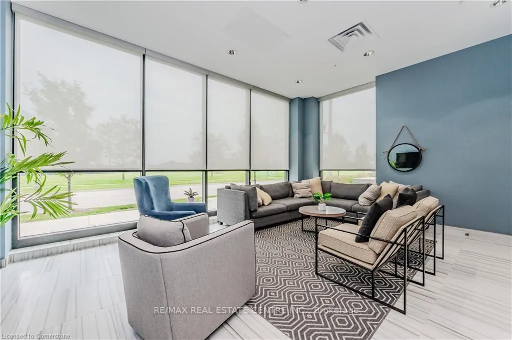 Photo 6 of Unit 301, 175 Commonwealth Street, Kitchener — HOMEH
