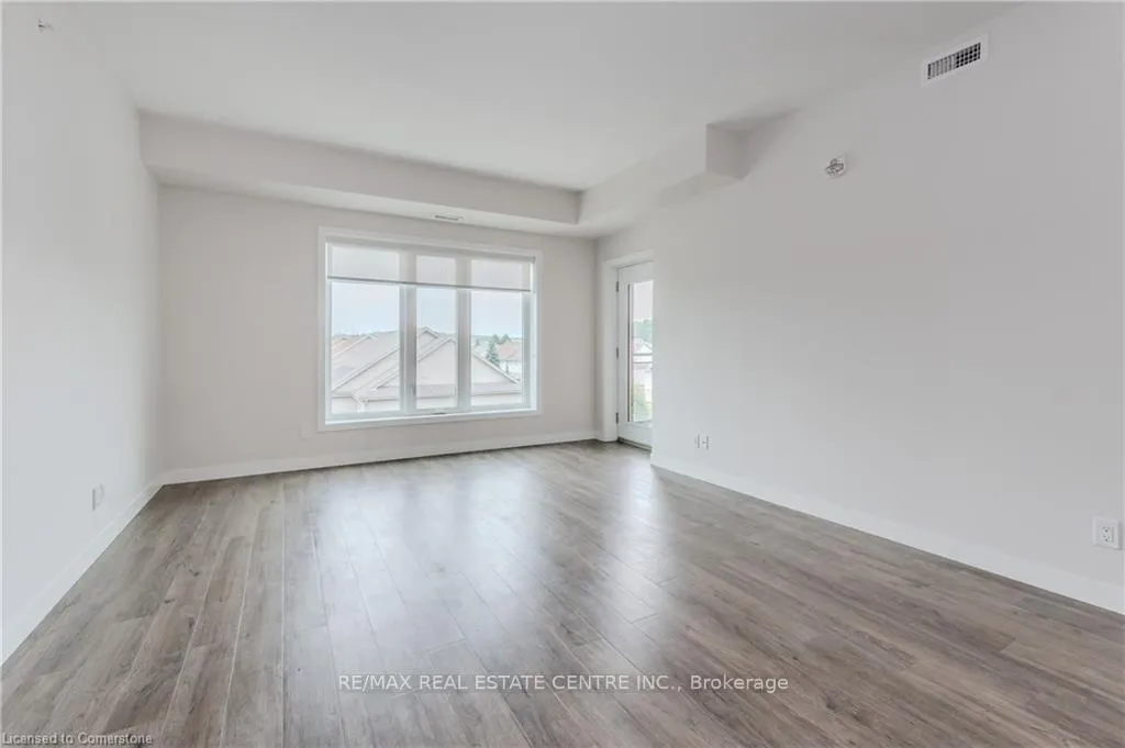Photo 10 of Unit 301, 175 Commonwealth Street, Kitchener — HOMEH