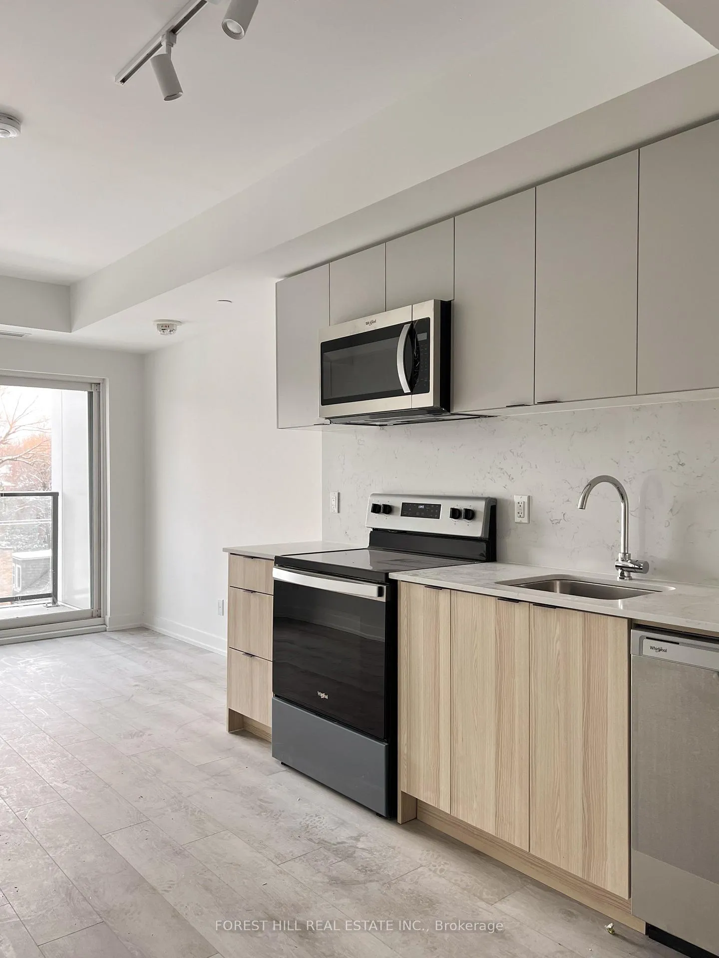 Photo 4 of Unit 504, 2000 Bathurst Street, Toronto, Humewood-Cedarvale — HOMEH