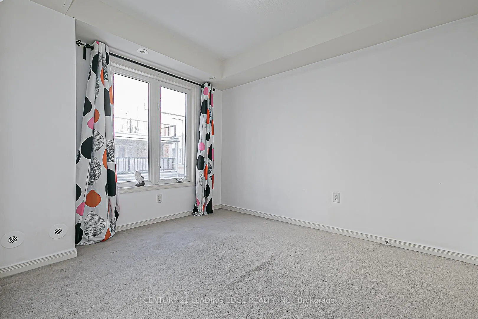 Photo 29 of 166 Louisbourg Way, Markham, Greensborough — HOMEH