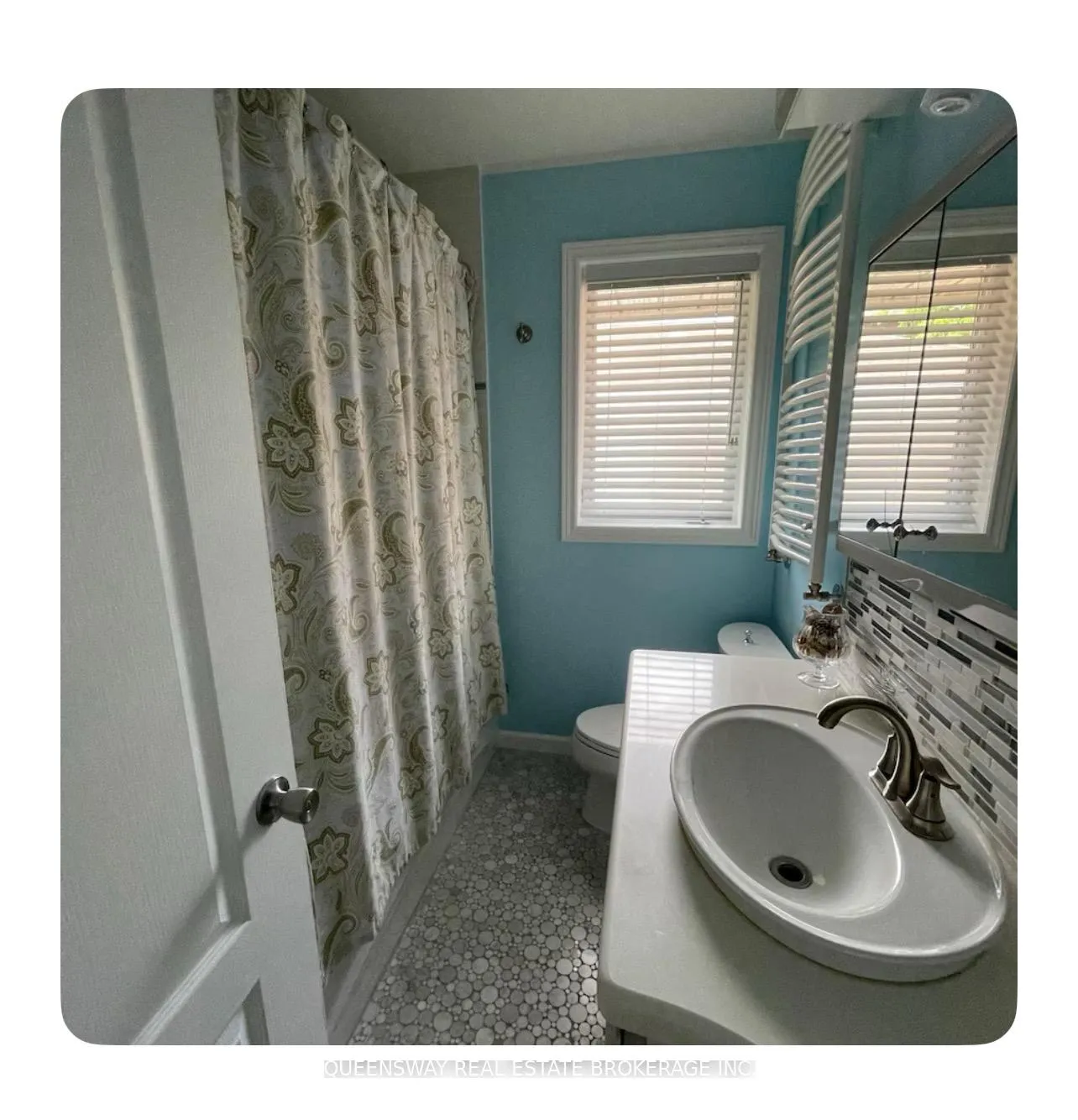 Photo 9 of 14 Oakfield Drive, Etobicoke, Stonegate-Queensway — HOMEH