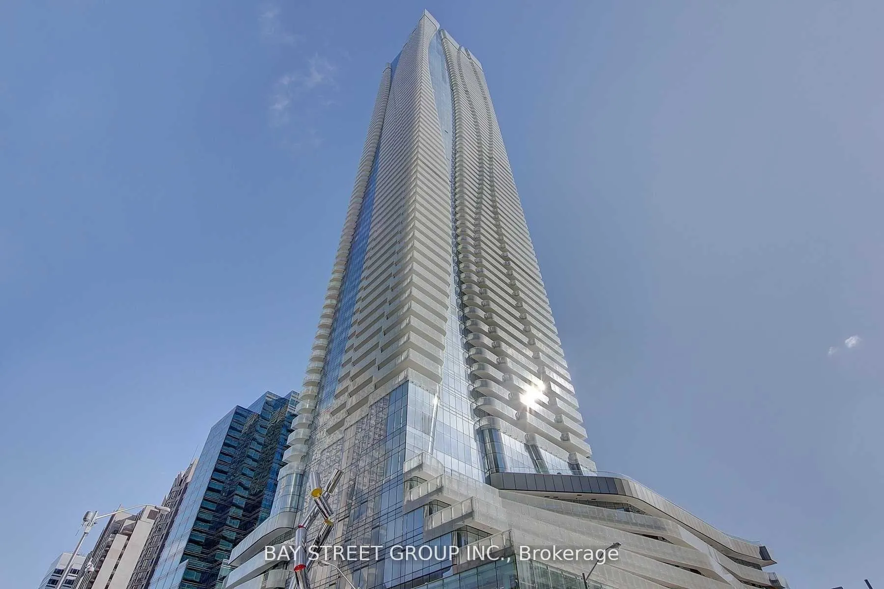 Front of Unit 1605, 1 bloor Street
