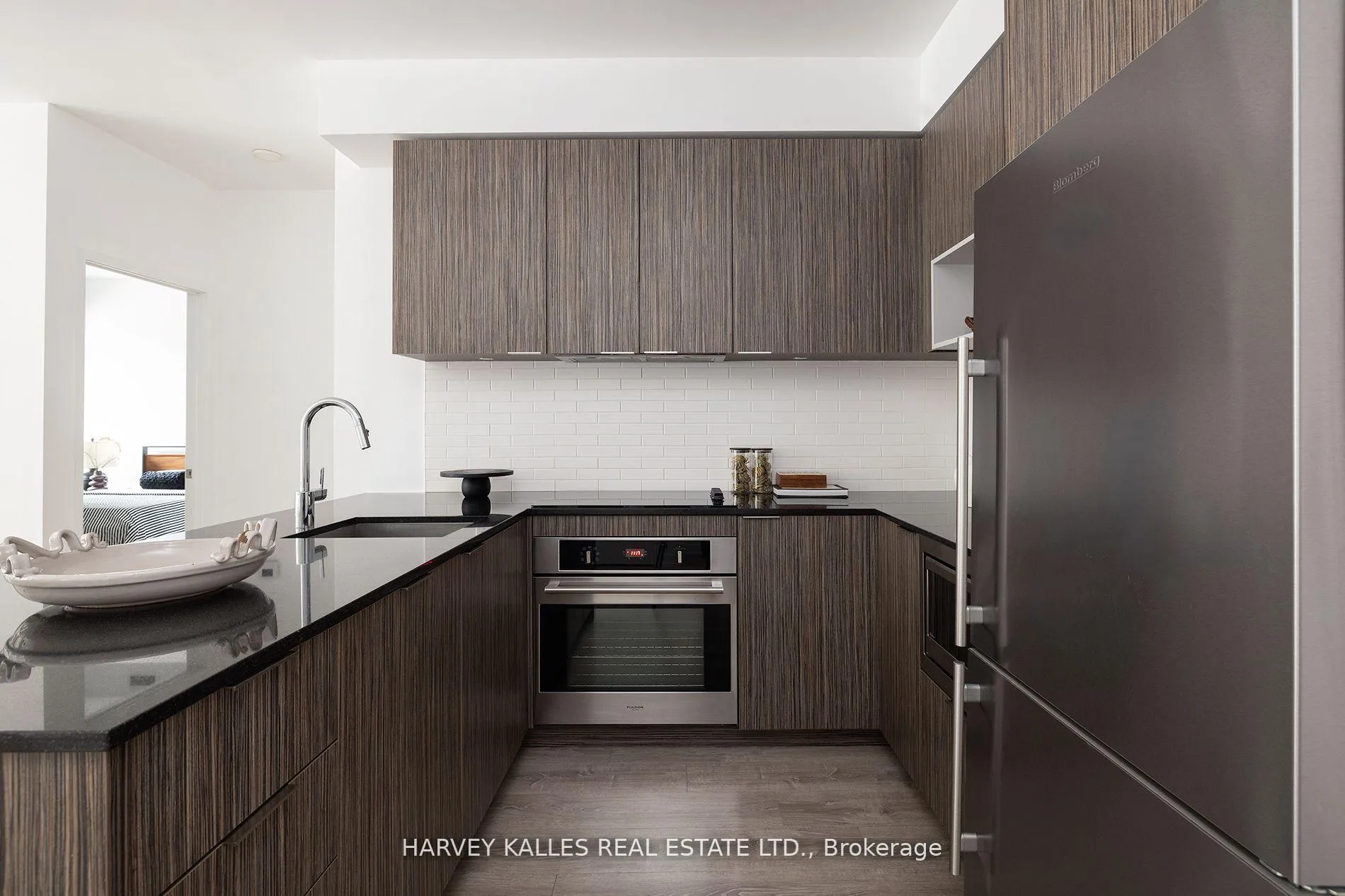 Photo 8 of 30 Wyatt Avenue, Toronto, Regent Park — HOMEH