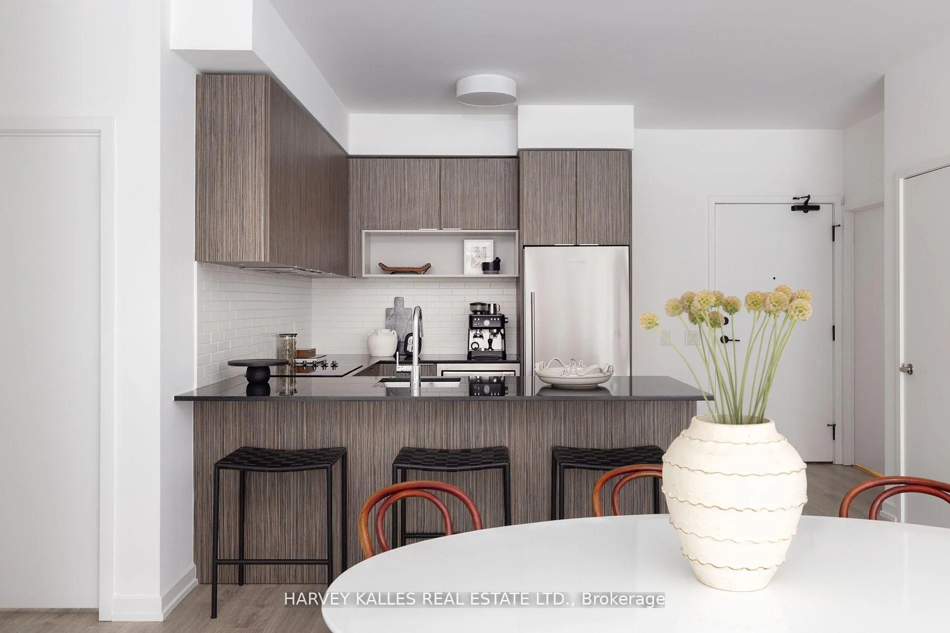 Photo 10 of 30 Wyatt Avenue, Toronto, Regent Park — HOMEH