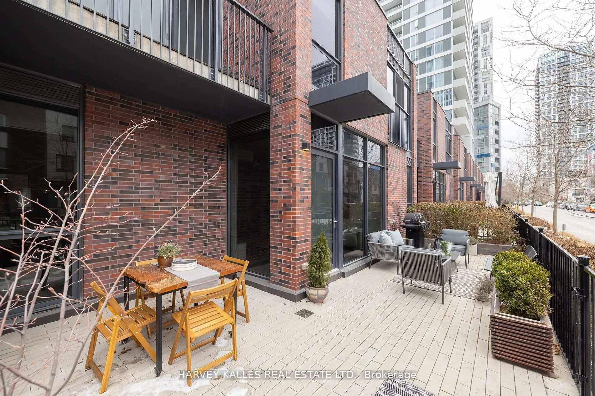 Photo 22 of 30 Wyatt Avenue, Toronto, Regent Park — HOMEH