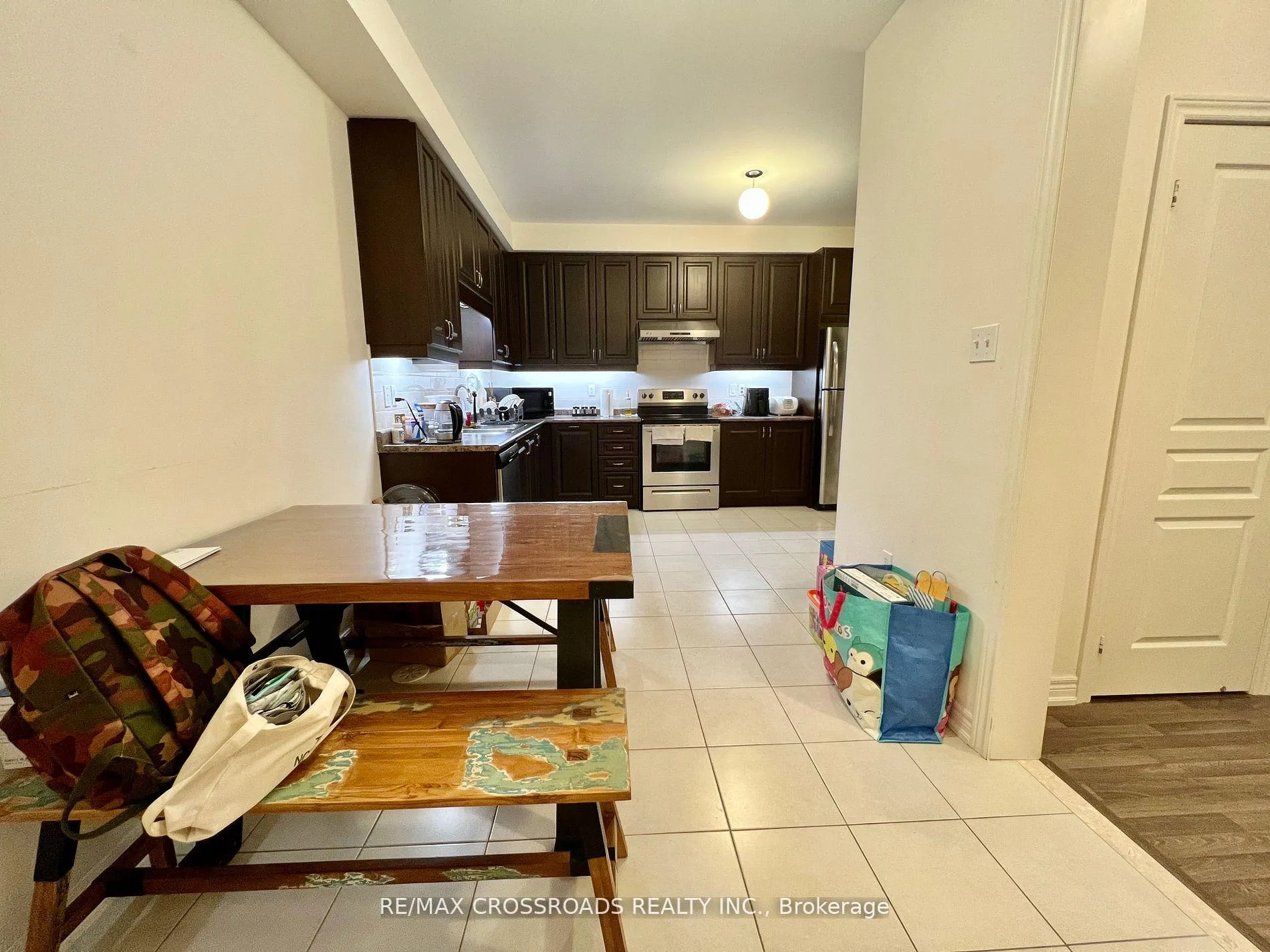Photo 4 of 26 Spiv Grove Way, Markham, Greensborough — HOMEH