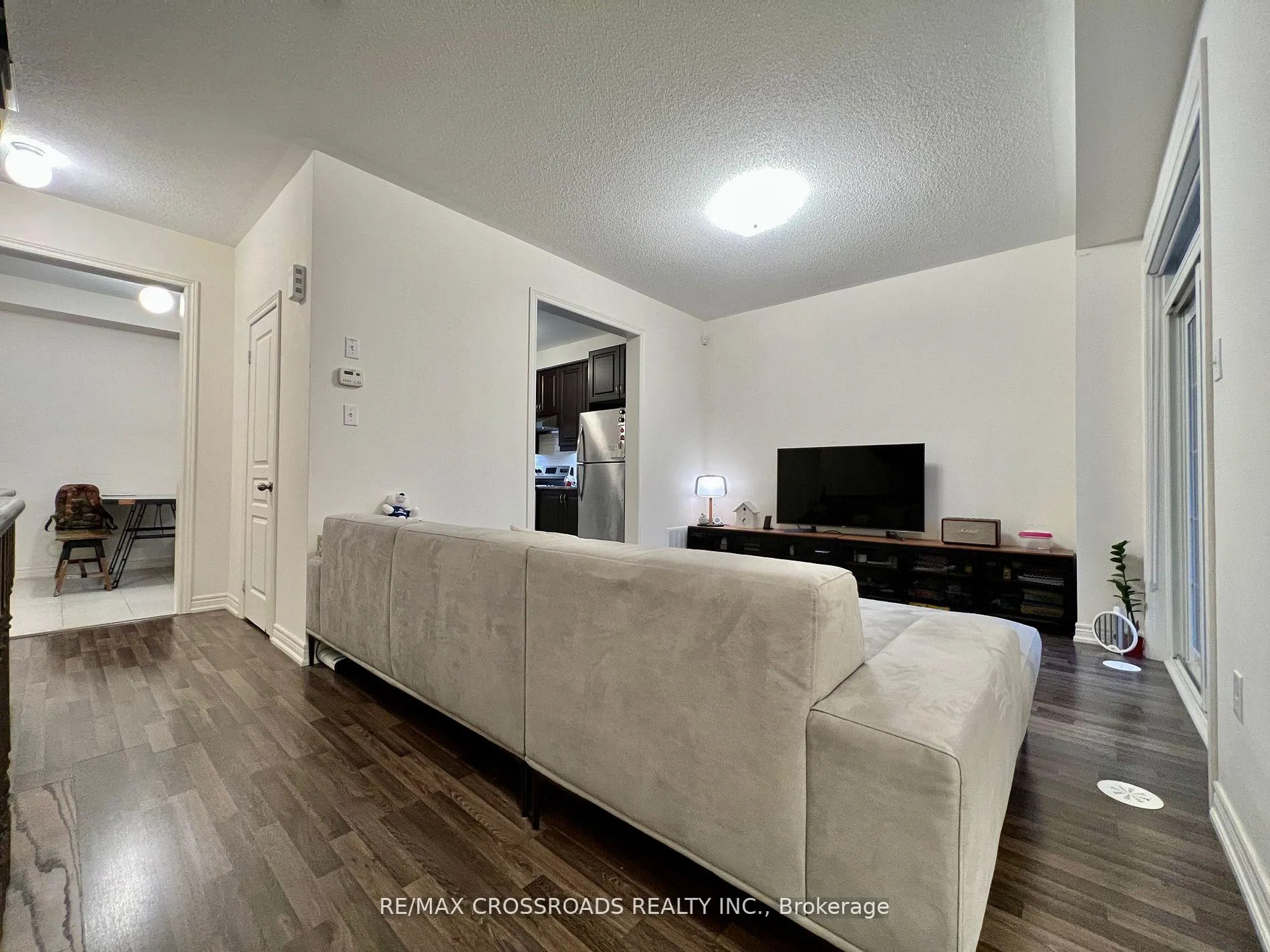 Photo 9 of 26 Spiv Grove Way, Markham, Greensborough — HOMEH