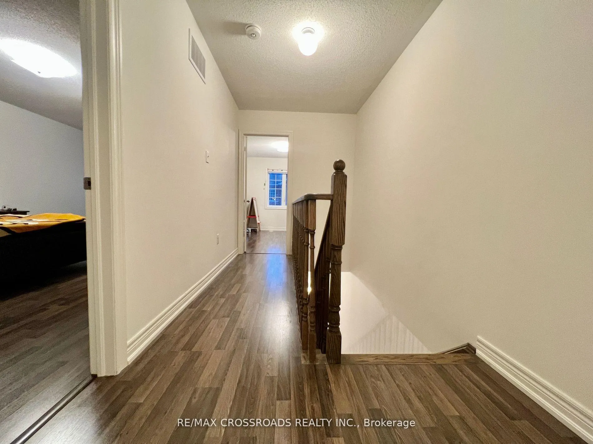 Photo 15 of 26 Spiv Grove Way, Markham, Greensborough — HOMEH