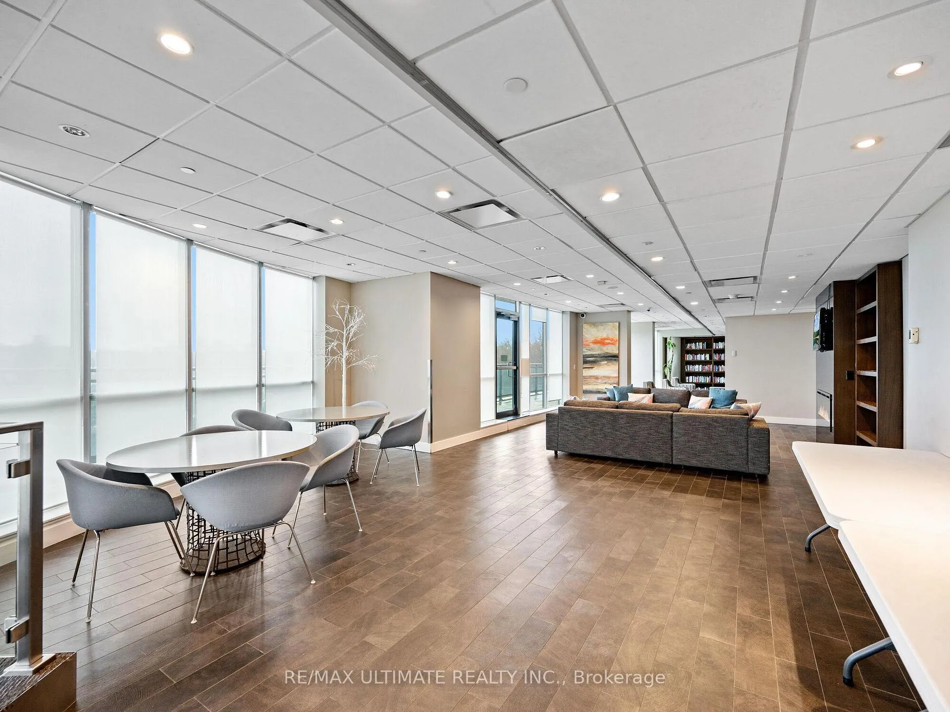 Photo 37 of Unit 1204, 1048 Broadview Avenue, Toronto, Broadview North — HOMEH