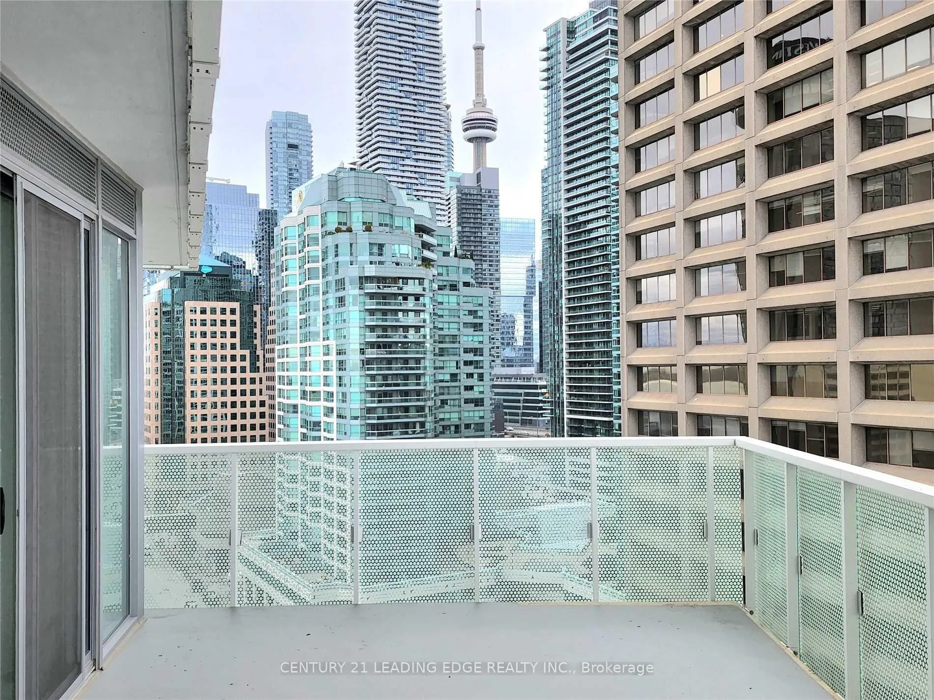 Photo 11 of Unit 1407, 15 Queens Quay E, Toronto, Waterfront Communities — HOMEH