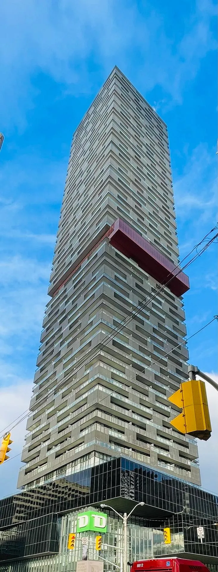 Front of Unit 4708, 8 Eglinton Avenue E