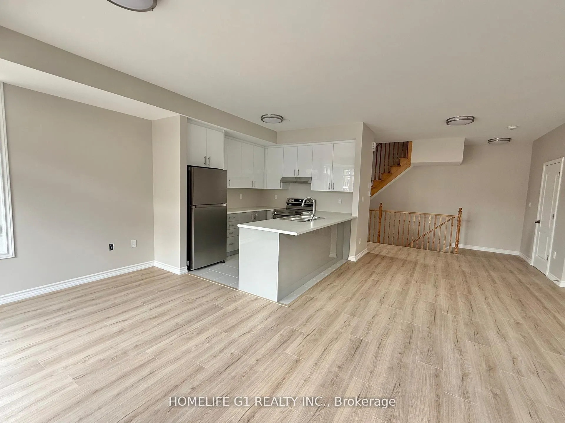 Photo 7 of 61 Springdale Avenue, Caledon, Rural Caledon — HOMEH