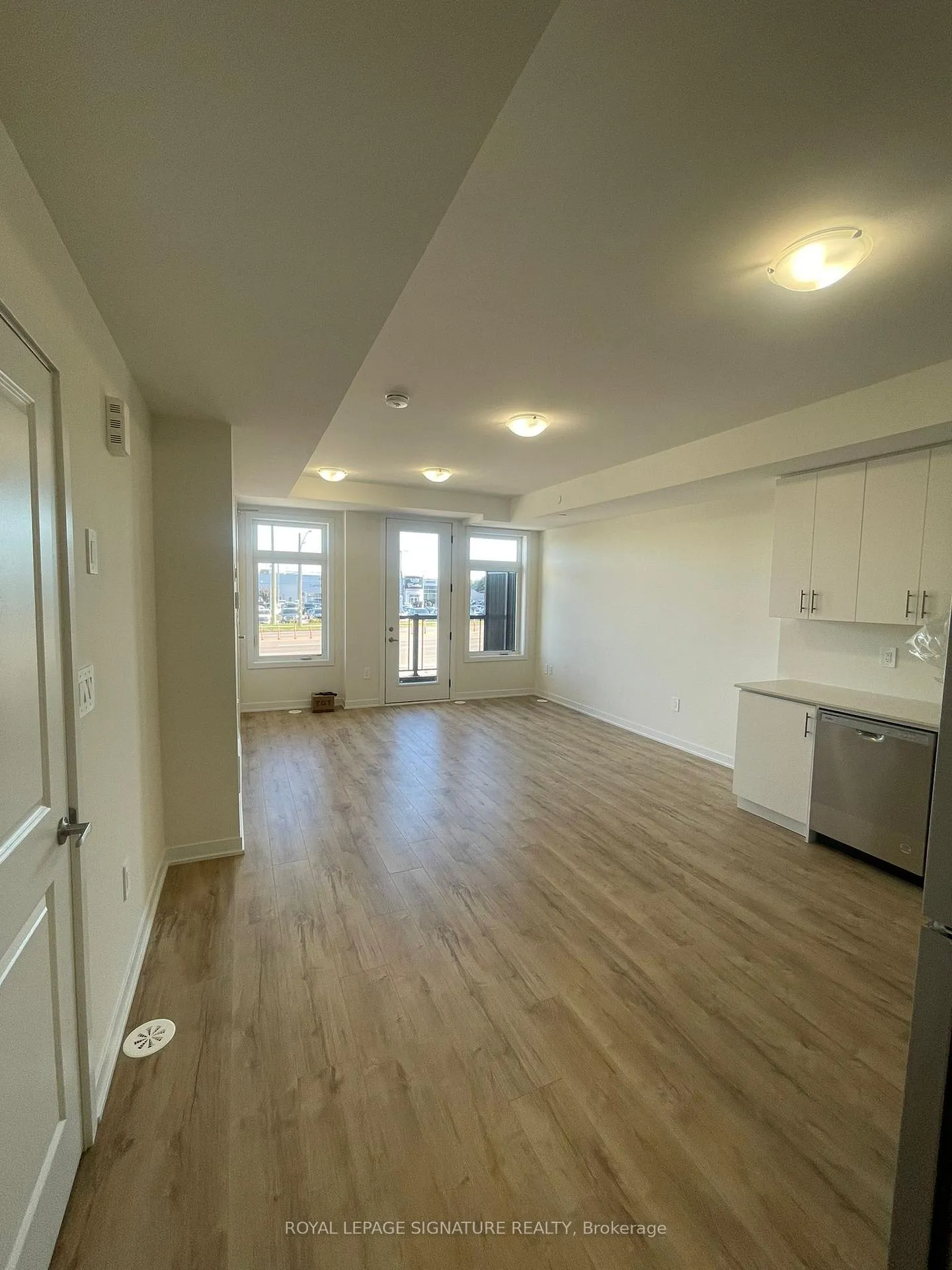 Photo 5 of Unit 326, 755 Omega Drive, Pickering, Woodlands — HOMEH