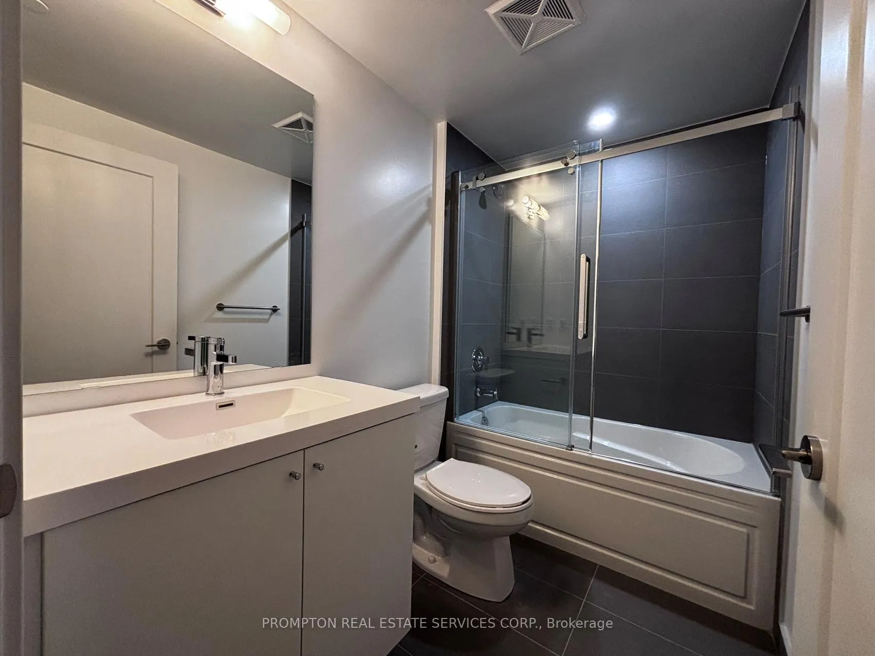 Photo 9 of Unit 1101, 2545 Simcoe Street N, Oshawa, Windfields — HOMEH