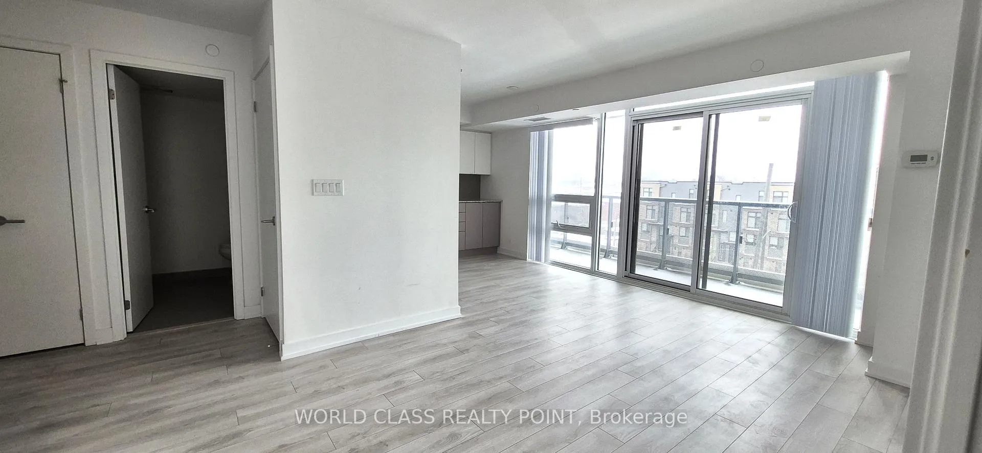 Photo 3 of Unit 521, 120 Varna Drive, Toronto, Englemount-Lawrence — HOMEH