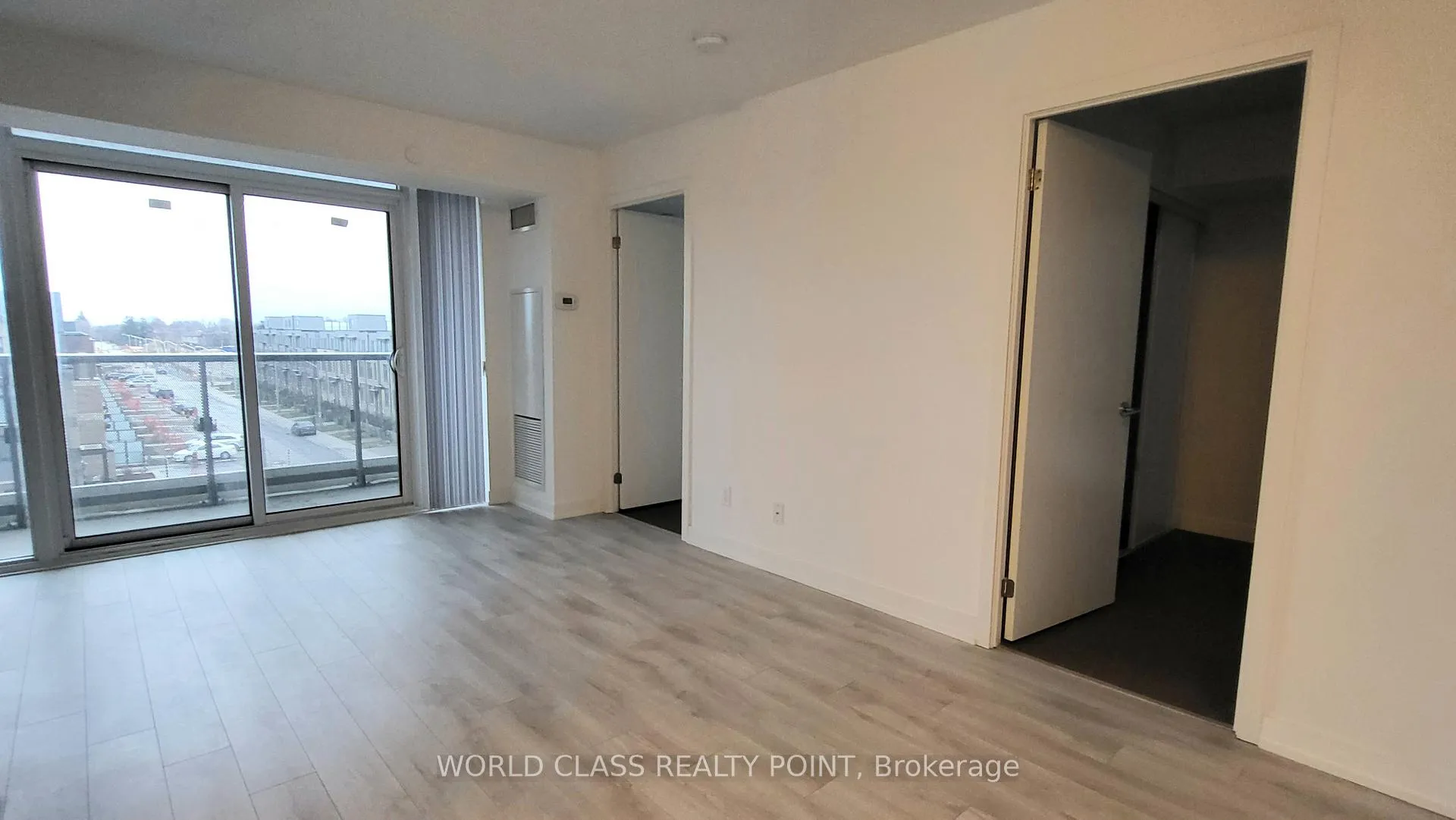 Photo 5 of Unit 521, 120 Varna Drive, Toronto, Englemount-Lawrence — HOMEH