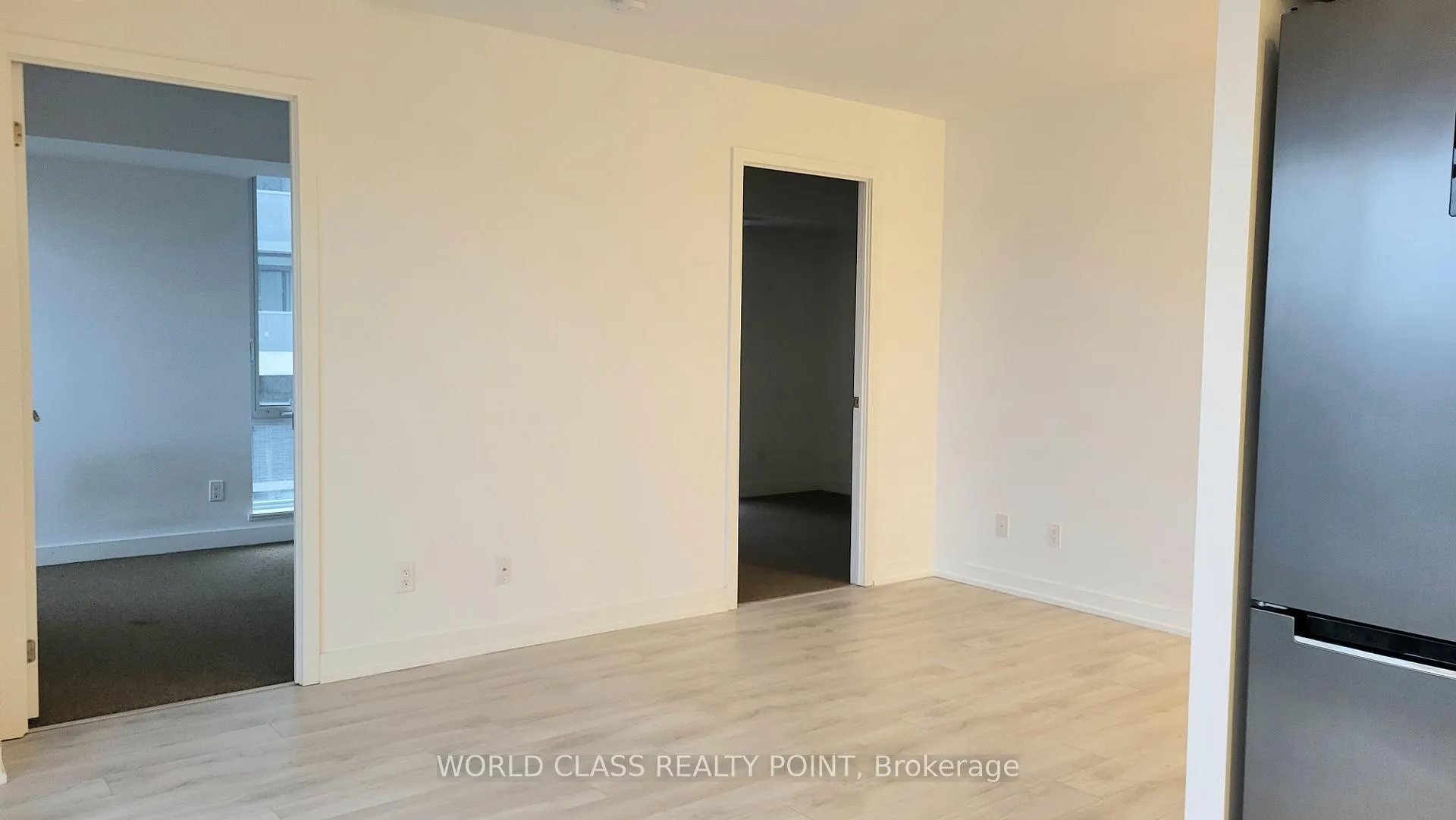 Photo 6 of Unit 521, 120 Varna Drive, Toronto, Englemount-Lawrence — HOMEH