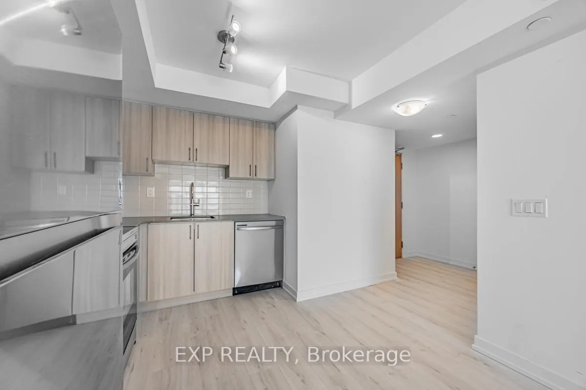 Photo 13 of Unit 2010, 1435 Celebration Drive, Pickering, Bay Ridges — HOMEH