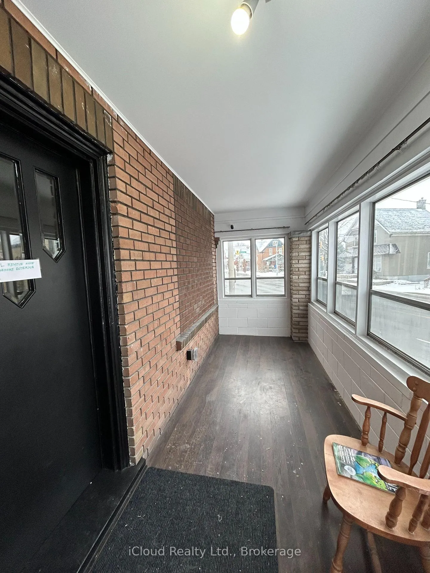 Photo 2 of Unit Unit 2, 152 Weber Street E, Kitchener — HOMEH