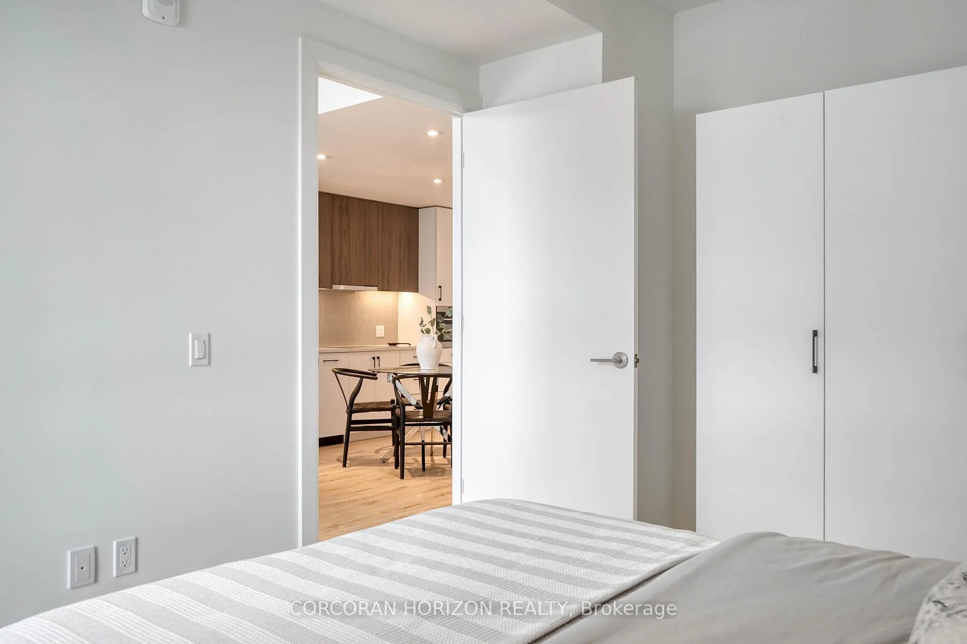 Photo 14 of Unit 406, 741 King Street W, Kitchener, KW Hospital — HOMEH