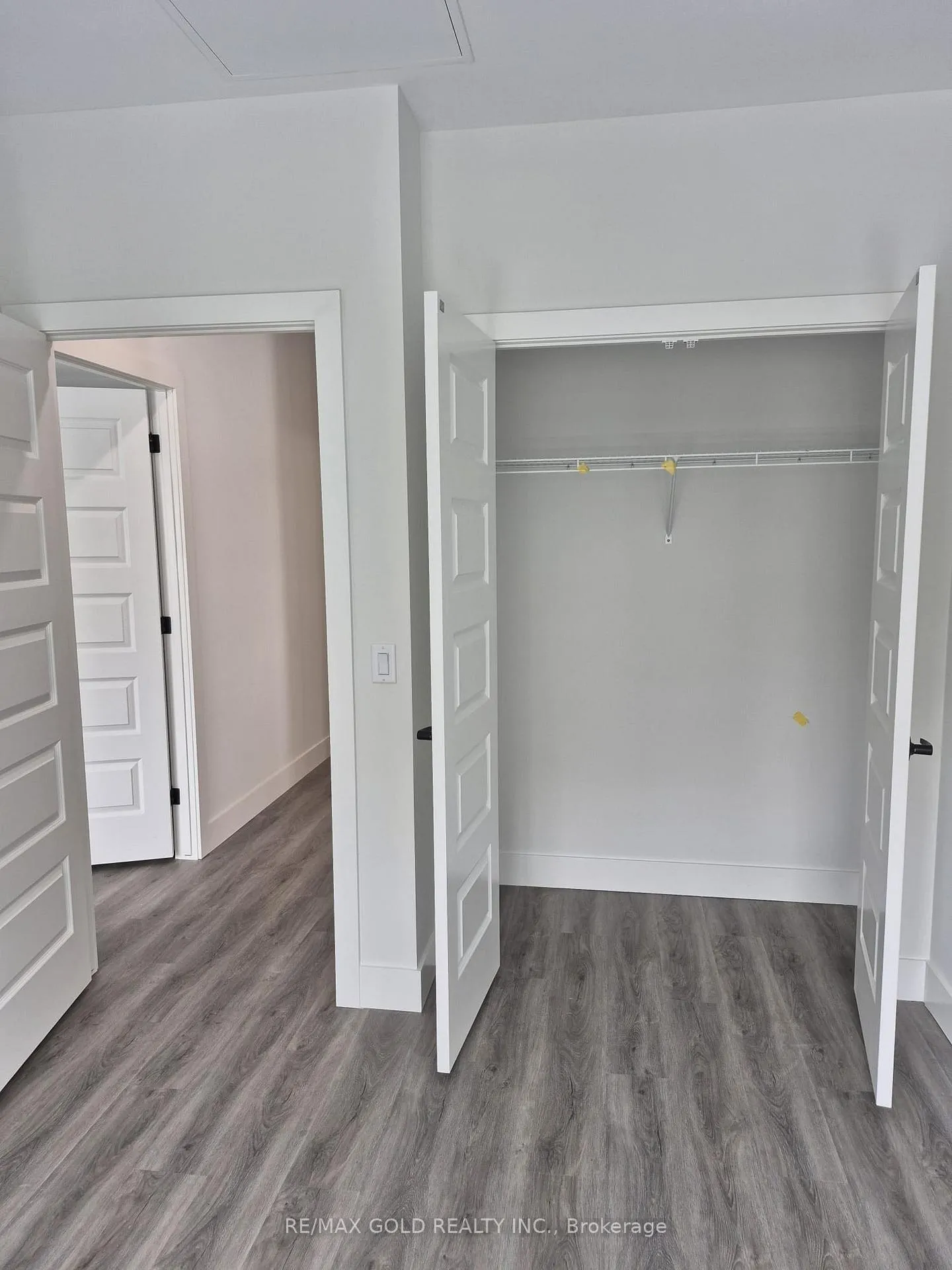Photo 2 of Unit 305, 1000 Lackner Place E, Kitchener — HOMEH