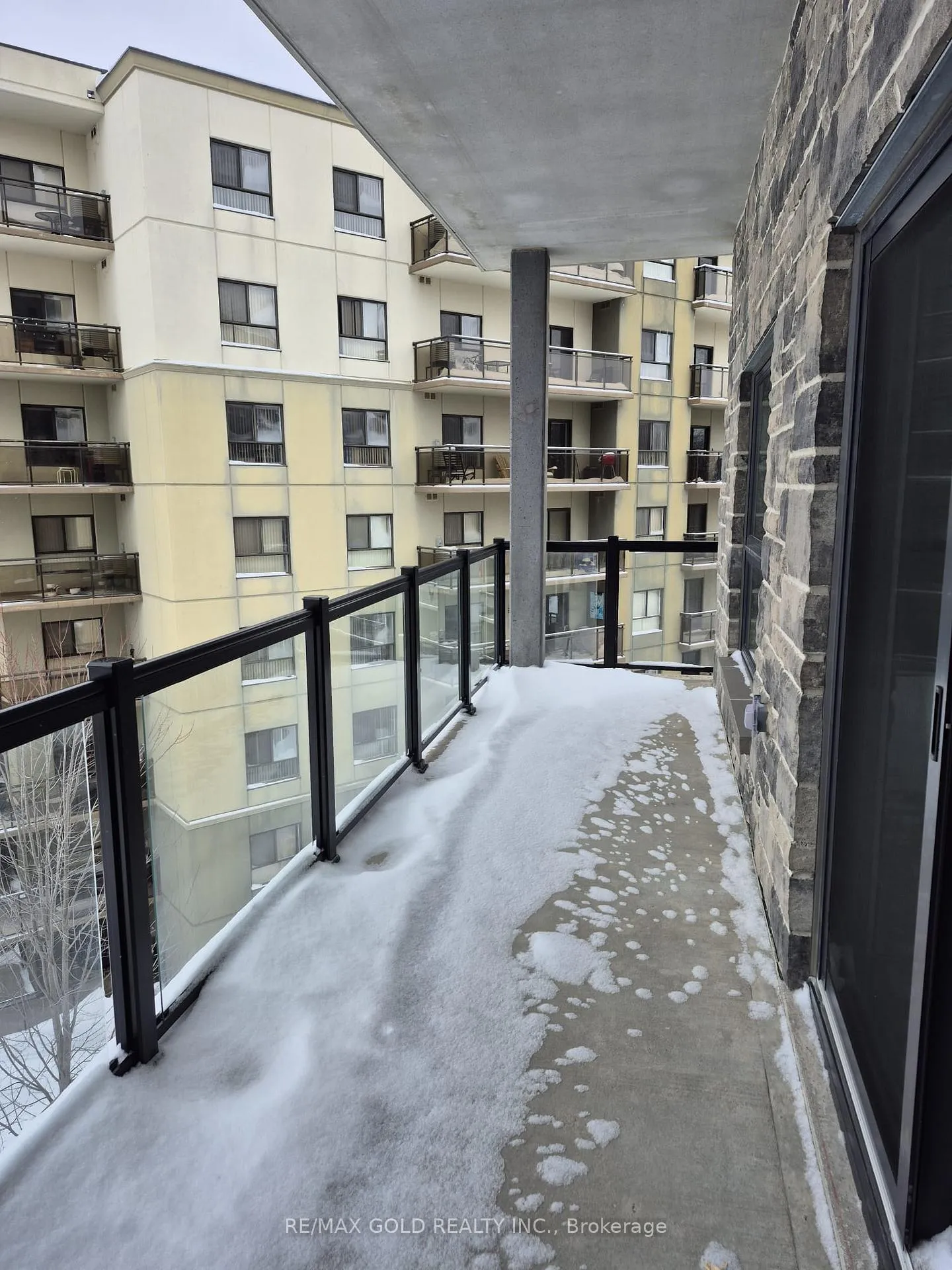 Photo 8 of Unit 305, 1000 Lackner Place E, Kitchener — HOMEH