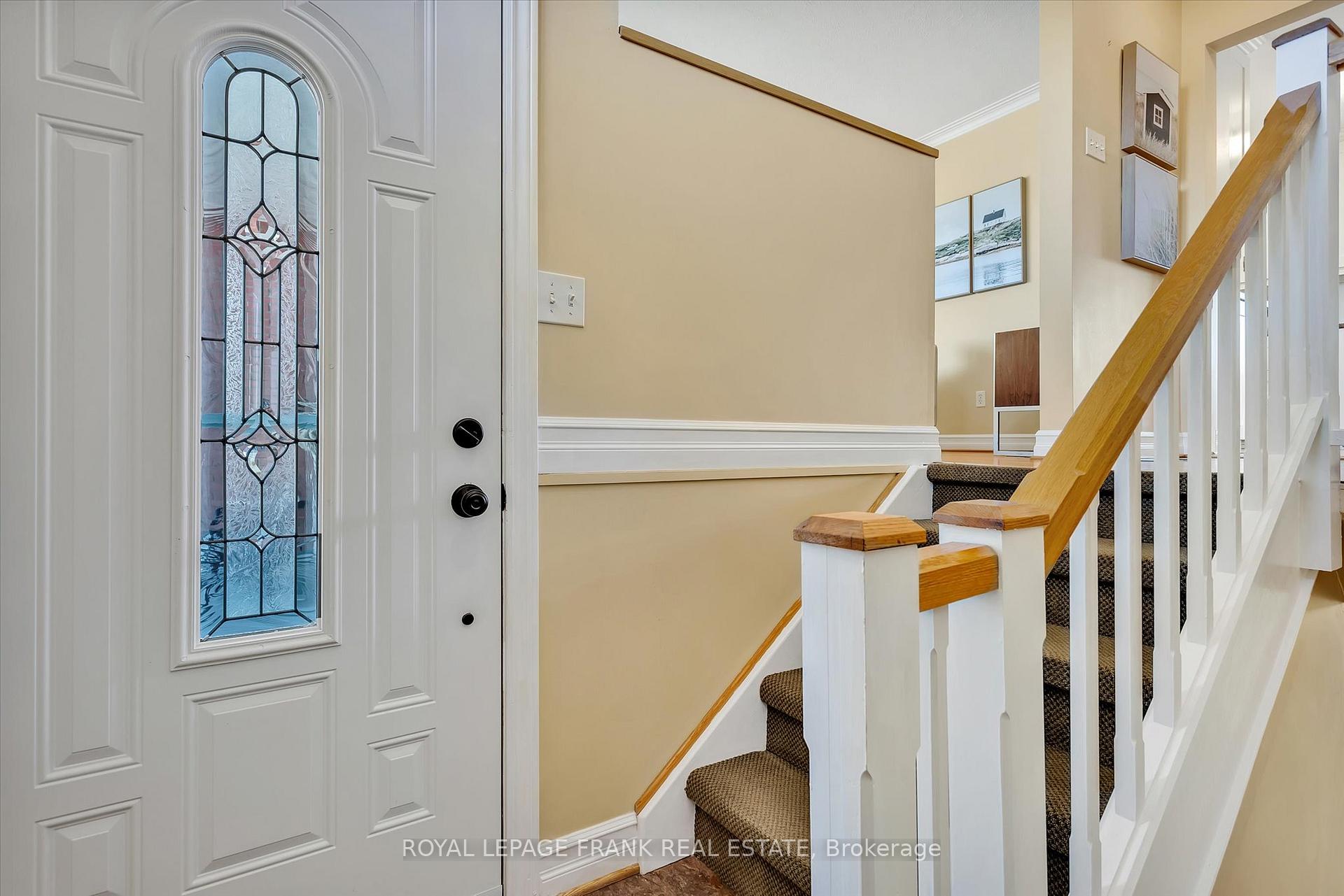 Photo 3 of 953 Mount Pleasant Road, Cavan Monaghan, Cavan Twp — HOMEH