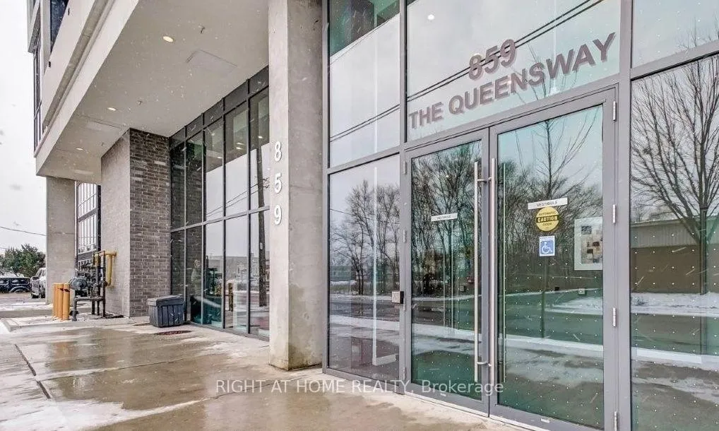 Photo 3 of Unit 416, 859 The Queensway, Etobicoke, Stonegate-Queensway — HOMEH