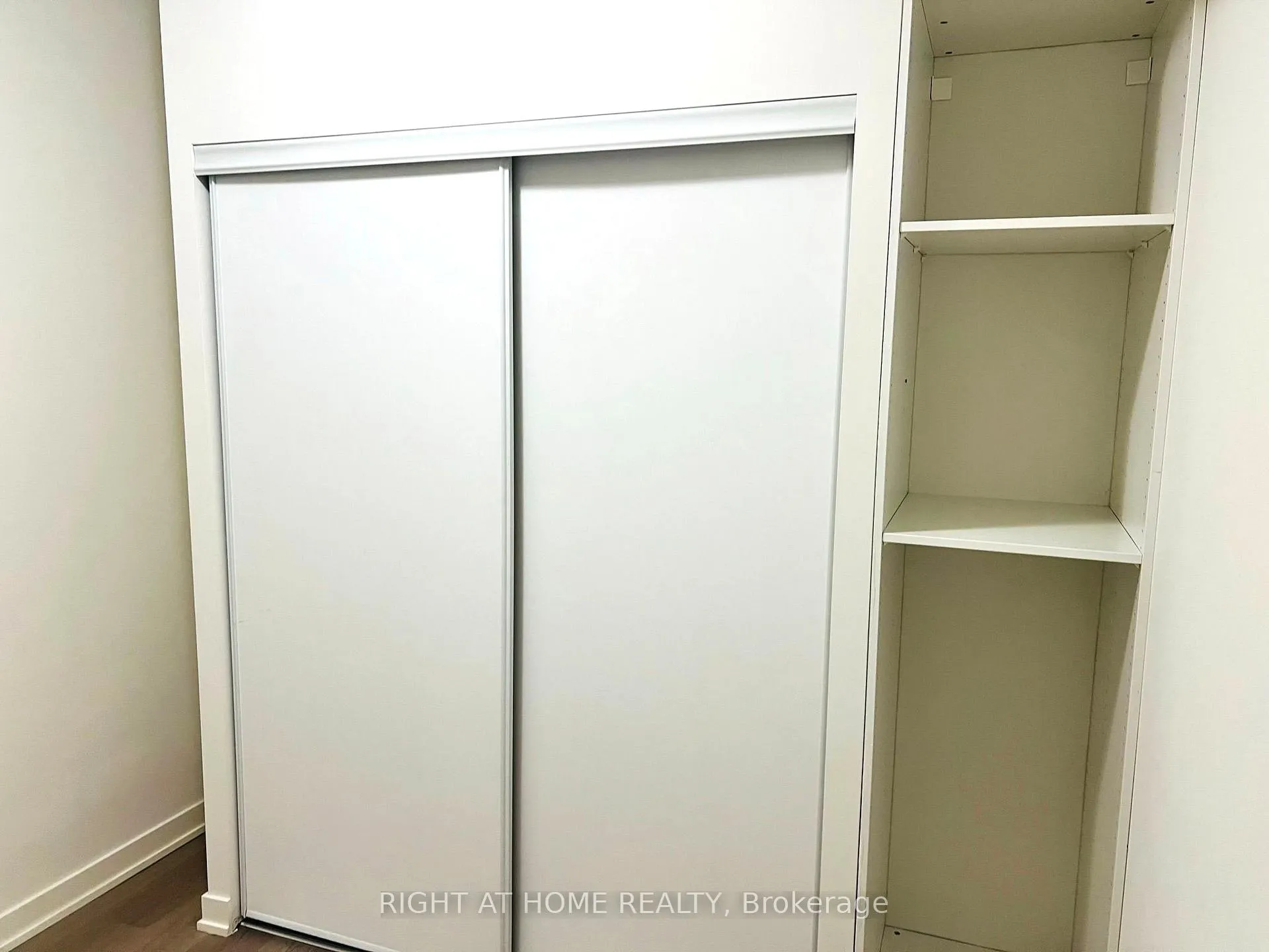 Photo 16 of Unit 416, 859 The Queensway, Etobicoke, Stonegate-Queensway — HOMEH