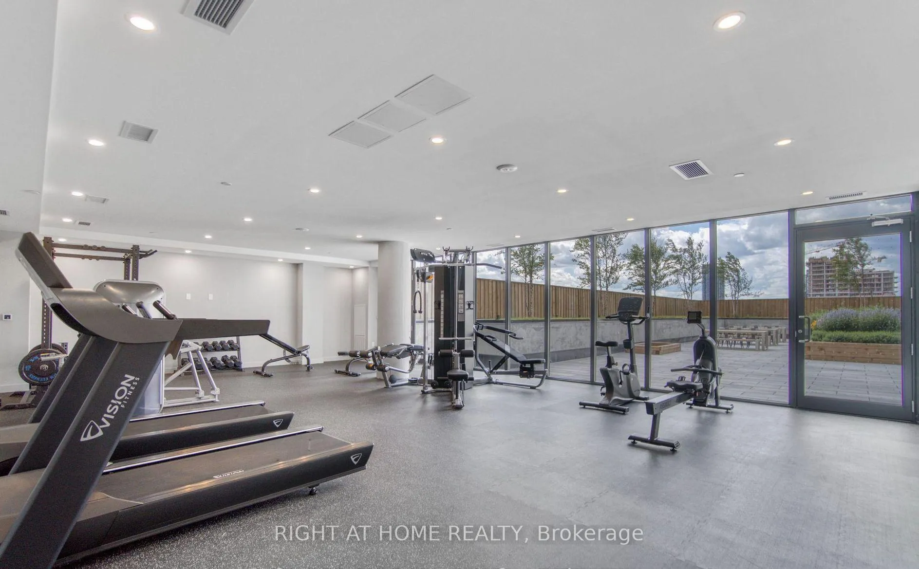 Photo 21 of Unit 416, 859 The Queensway, Etobicoke, Stonegate-Queensway — HOMEH