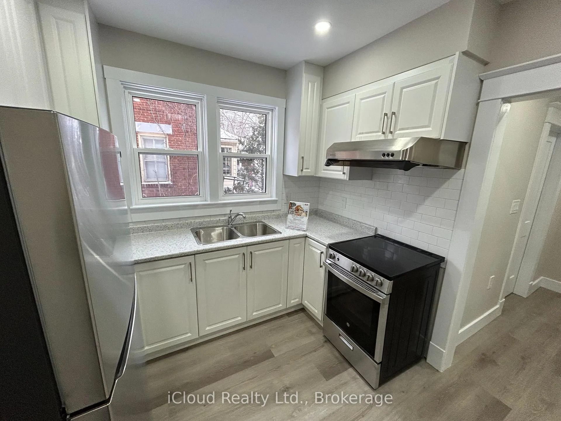 Photo 7 of Unit Unit 1, 152 Weber Street E, Kitchener — HOMEH