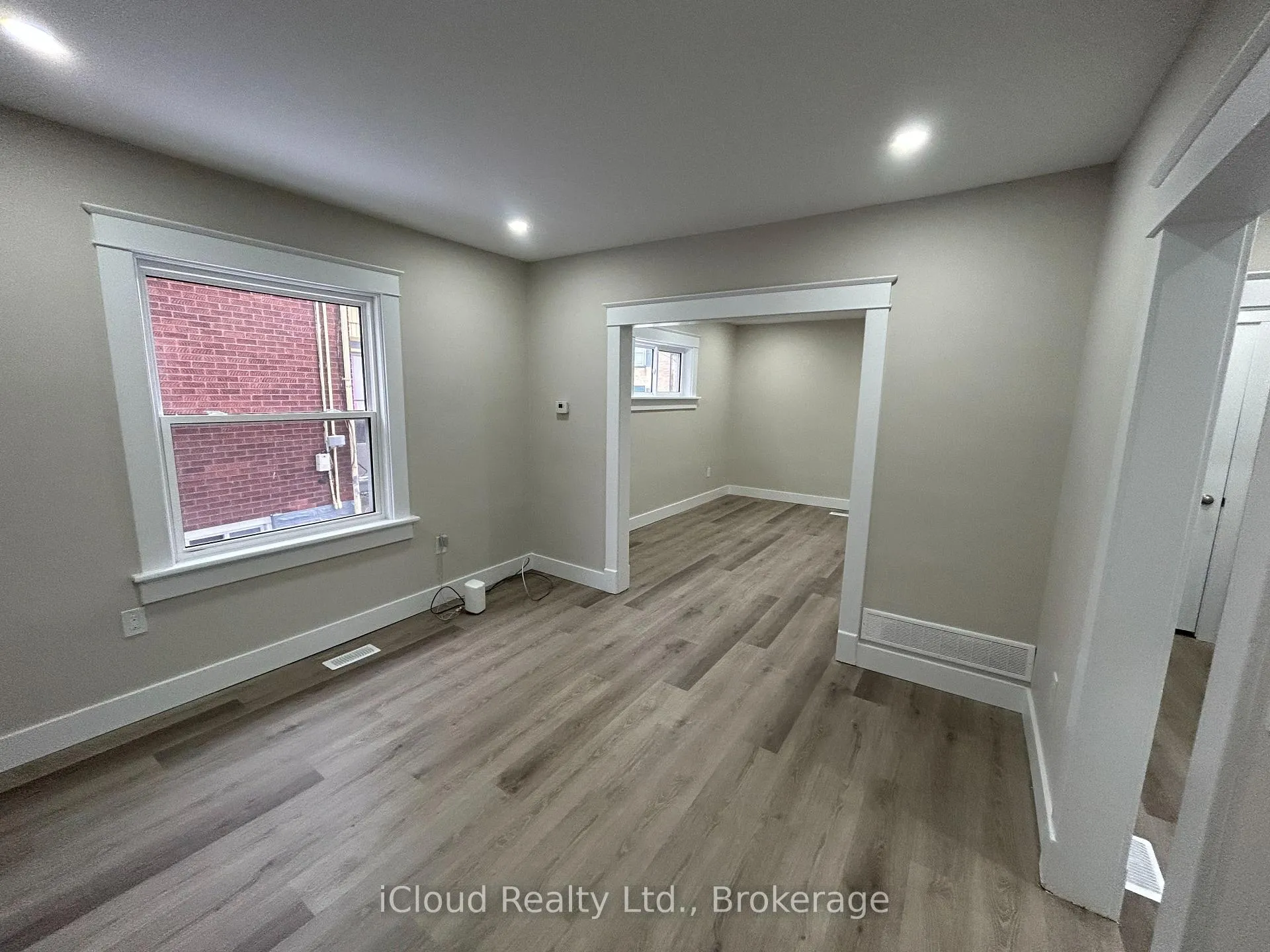 Photo 8 of Unit Unit 1, 152 Weber Street E, Kitchener — HOMEH
