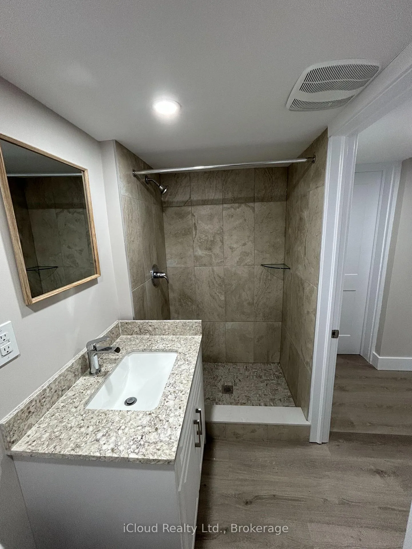 Photo 33 of Unit Unit 1, 152 Weber Street E, Kitchener — HOMEH