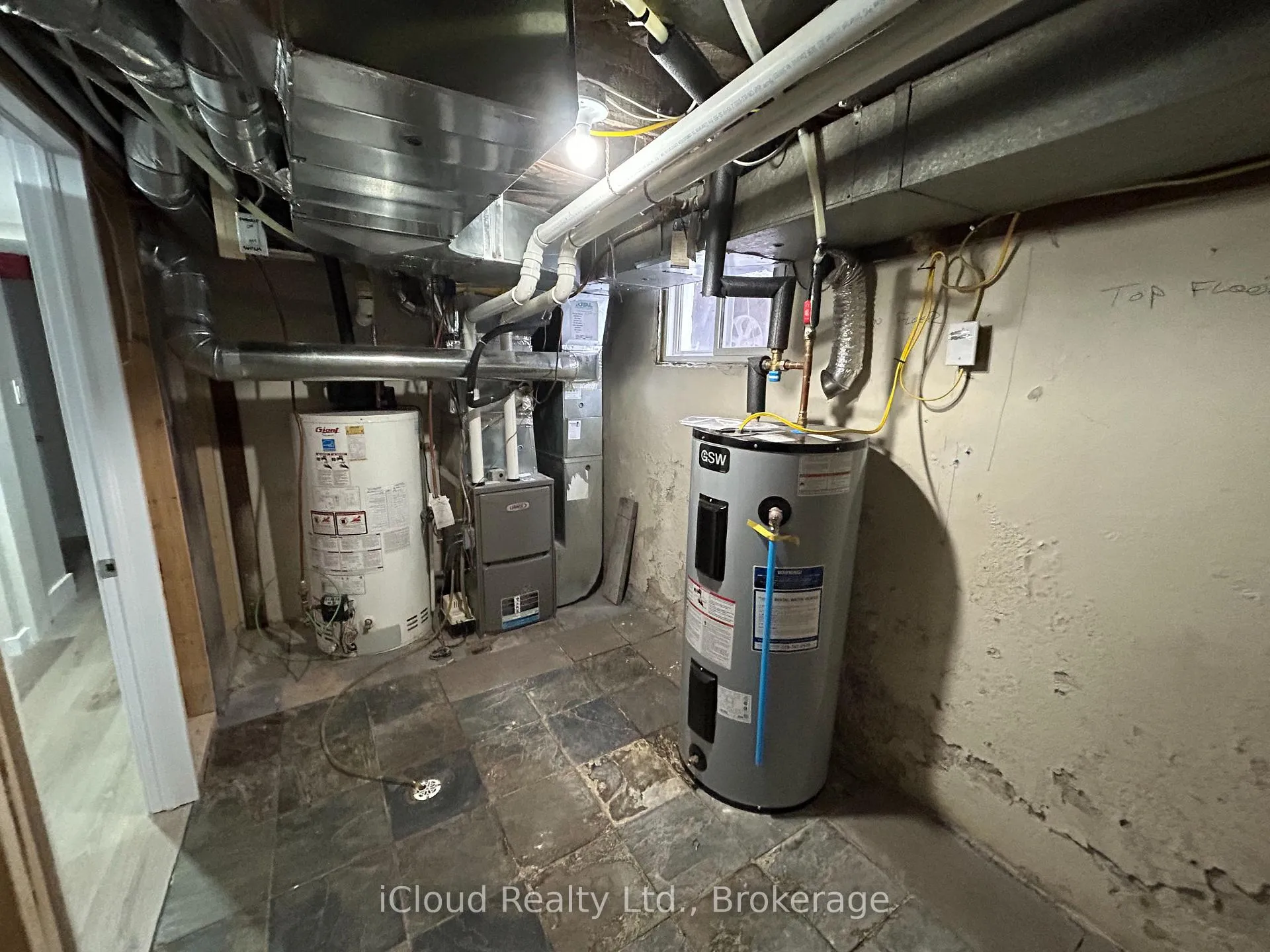 Photo 48 of Unit Unit 1, 152 Weber Street E, Kitchener — HOMEH