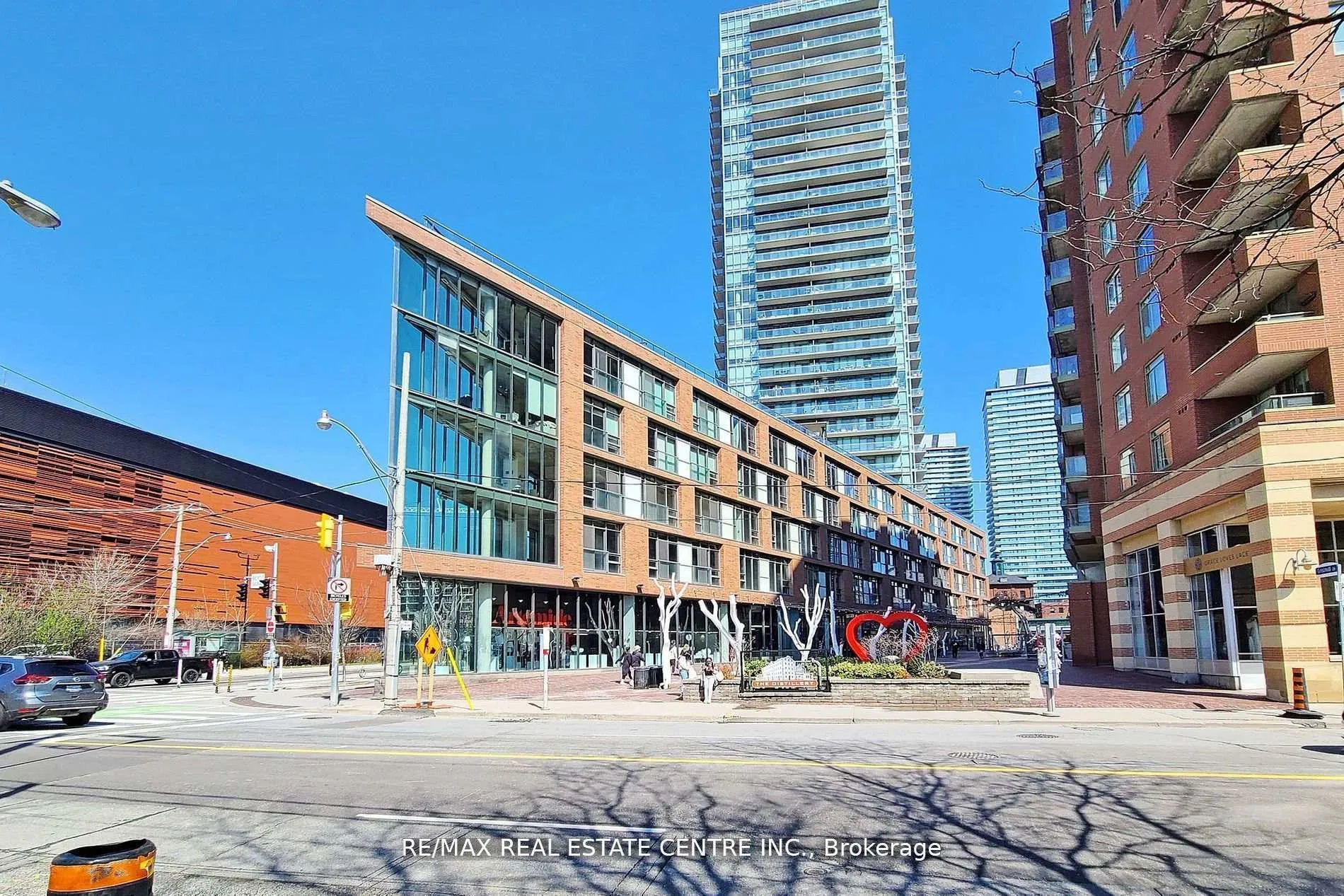 Photo 3 of Unit 312, 33 Mill Street, Toronto, Waterfront Communities — HOMEH