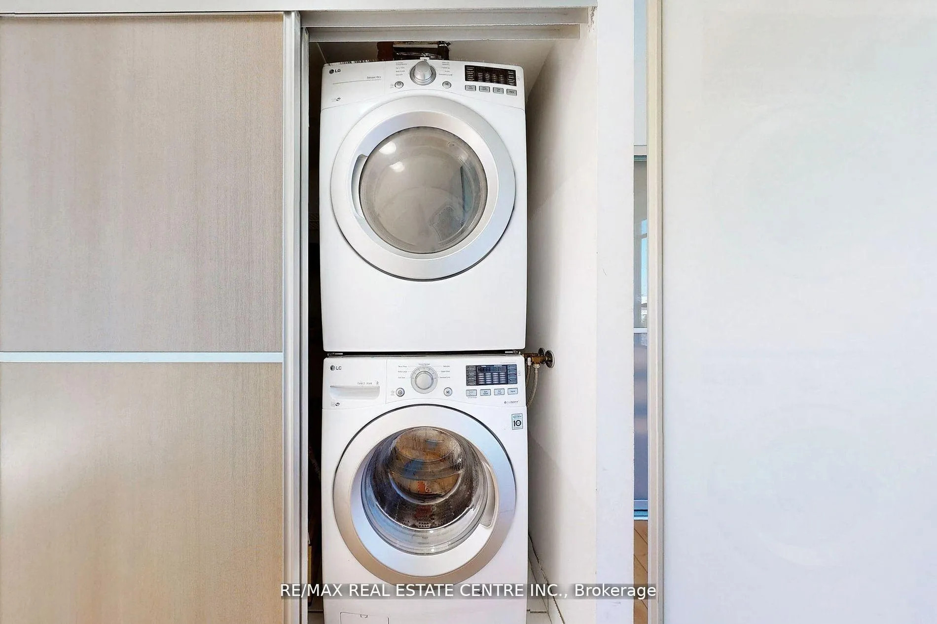 Photo 21 of Unit 312, 33 Mill Street, Toronto, Waterfront Communities — HOMEH