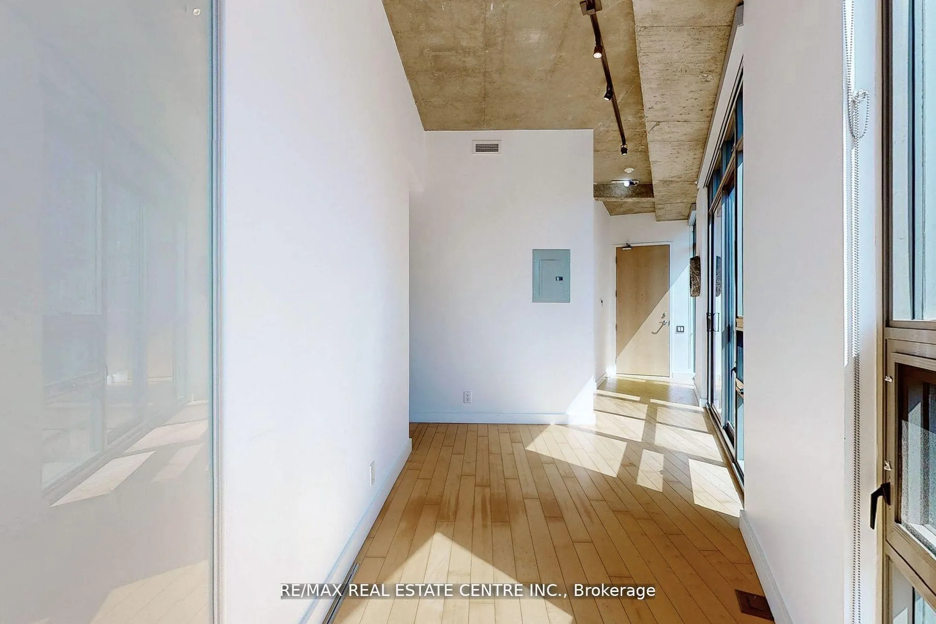 Photo 22 of Unit 312, 33 Mill Street, Toronto, Waterfront Communities — HOMEH