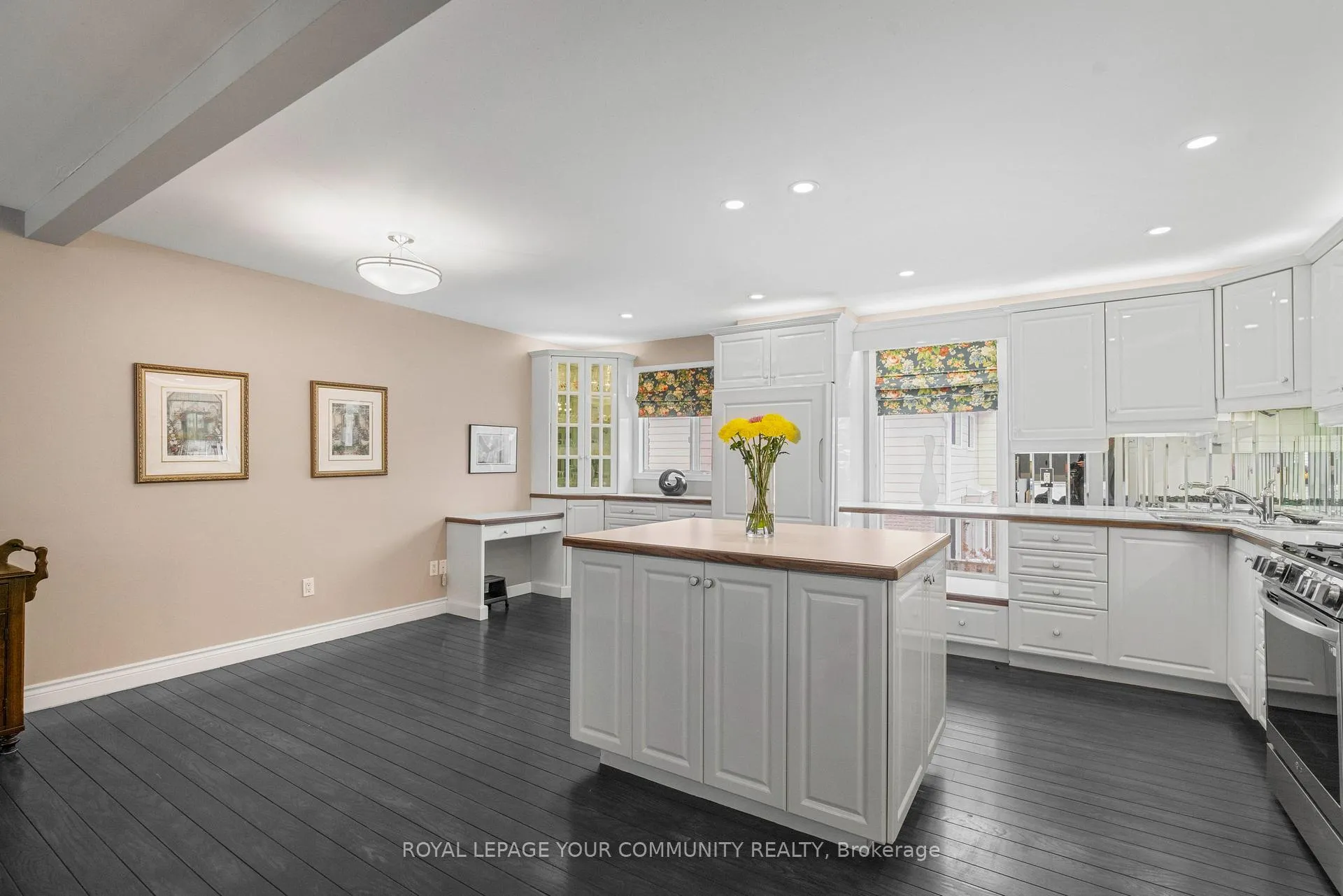 Photo 7 of 248 Royal Orchard Boulevard, Markham, Royal Orchard — HOMEH