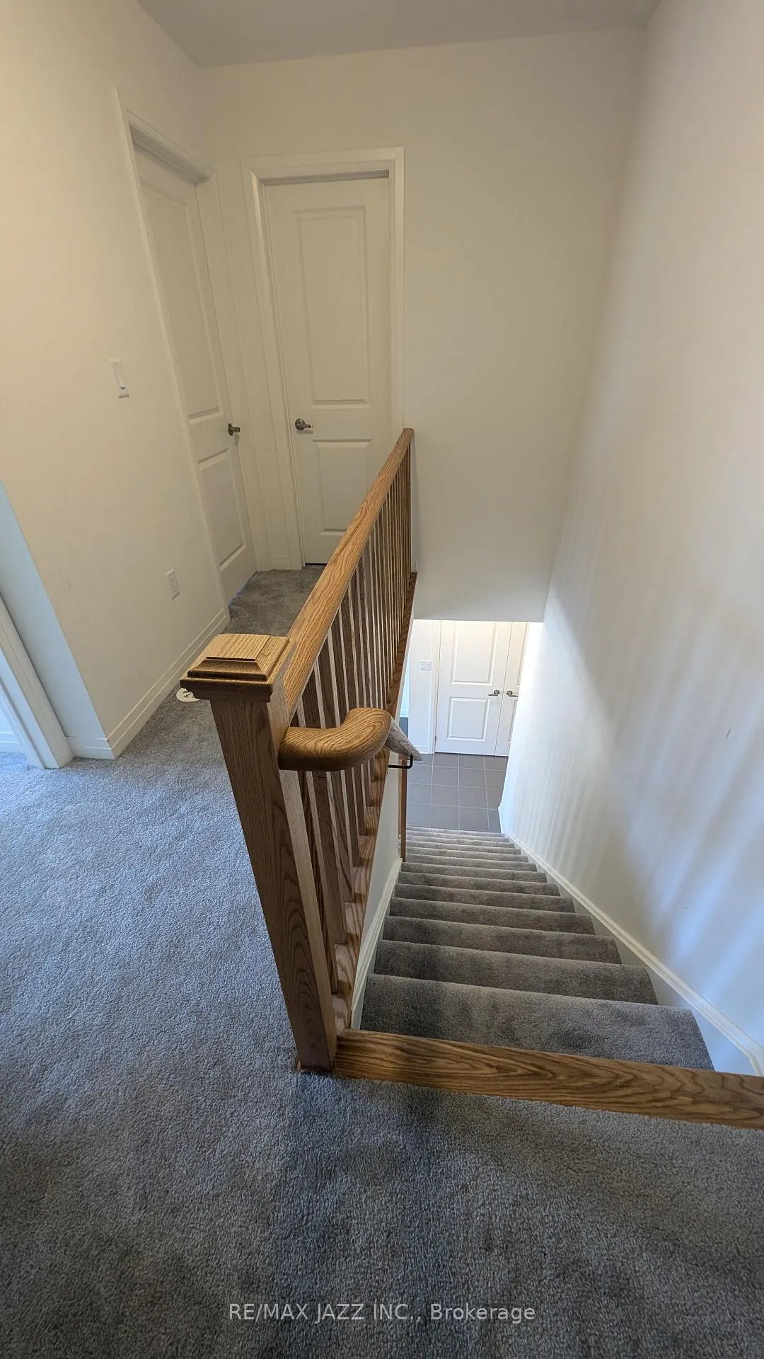 Photo 8 of Unit D, 22 Lookout Drive, Clarington, Bowmanville — HOMEH