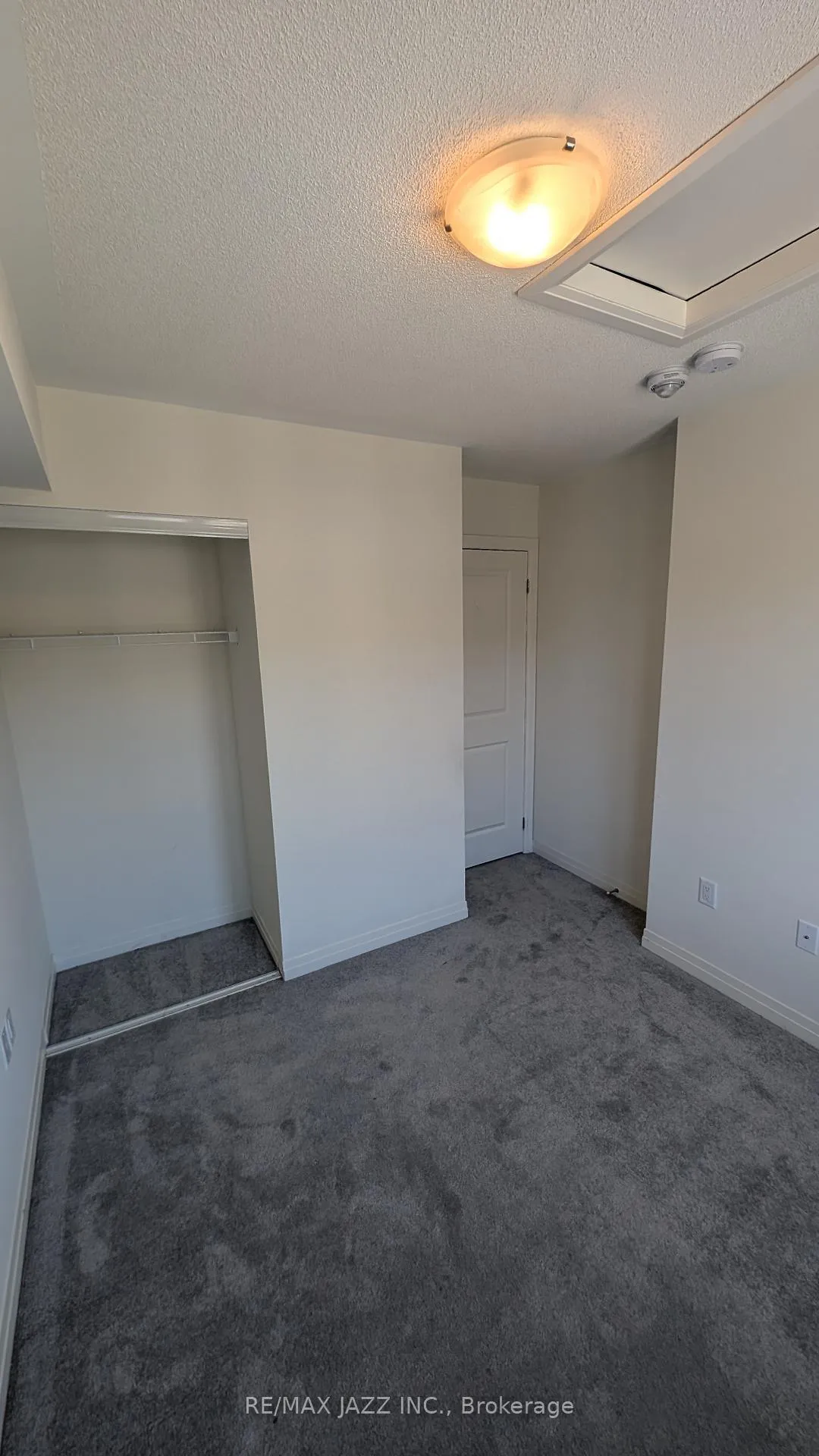 Photo 13 of Unit D, 22 Lookout Drive, Clarington, Bowmanville — HOMEH
