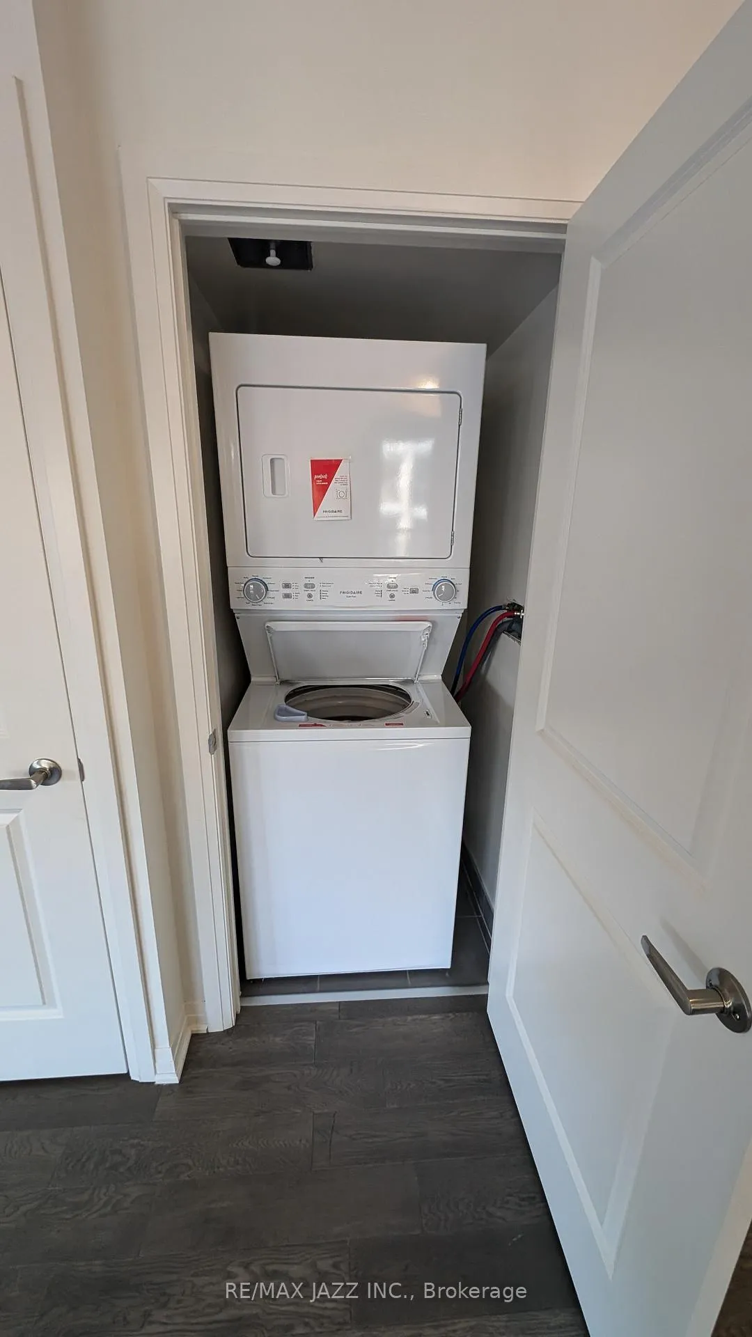 Photo 17 of Unit D, 22 Lookout Drive, Clarington, Bowmanville — HOMEH