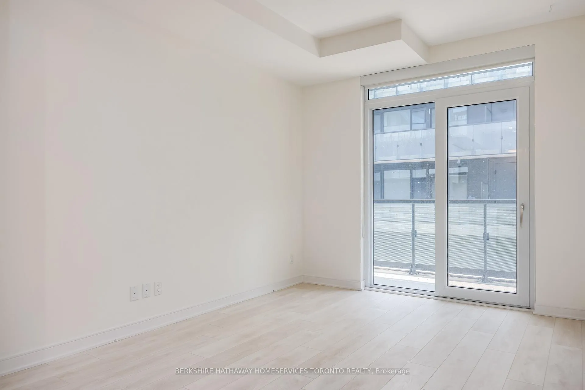 Photo 9 of Unit S316, 35 Rolling Mills Road, Toronto, Waterfront Communities — HOMEH