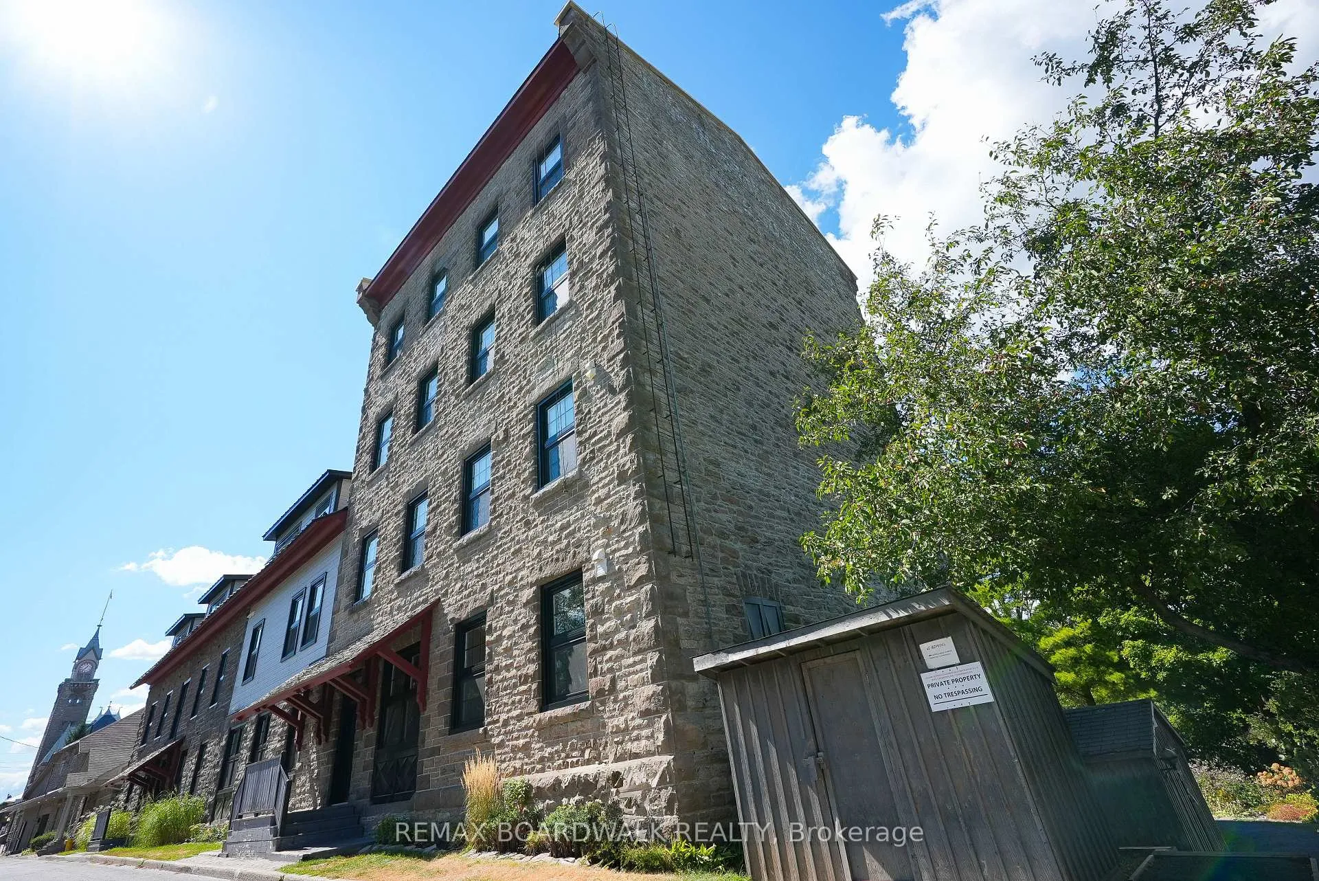 Photo 4 of Unit 6, 49 Mill Street, Carleton Place — HOMEH