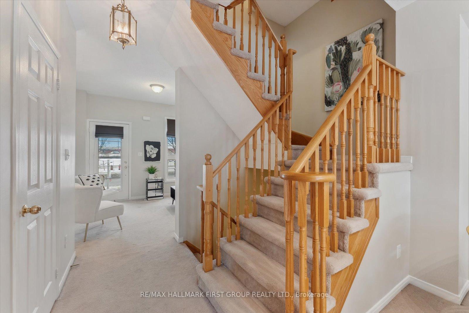 Photo 9 of 287 Monarch Avenue, Ajax, South West — HOMEH