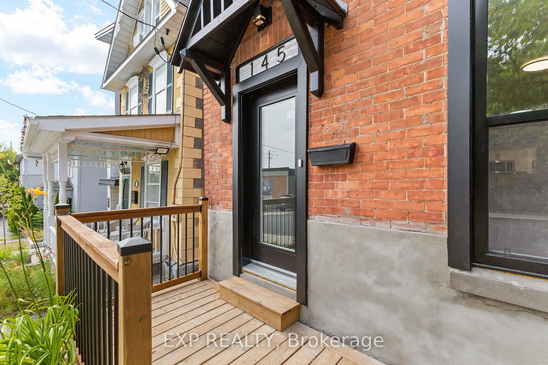 Photo 3 of 145 Willow Street, Ottawa, West Centre Town — HOMEH